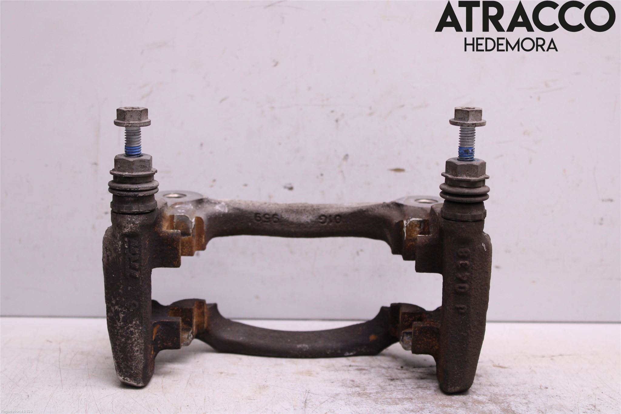BMW 5 G30/G31/F90 17-23 Bremsecaliper Feste Holder
