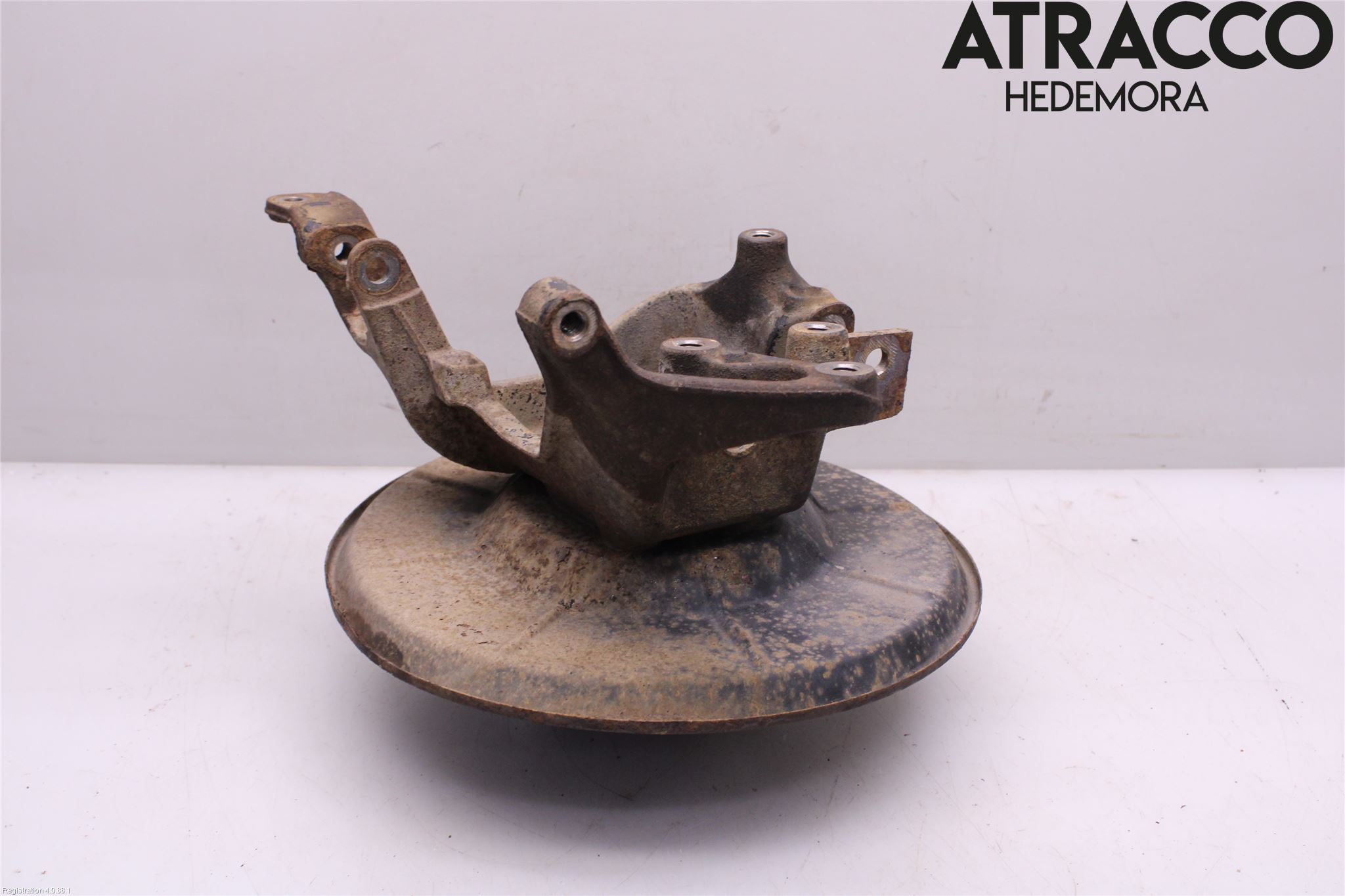 Ford KUGA 08-12 Spindel Vb