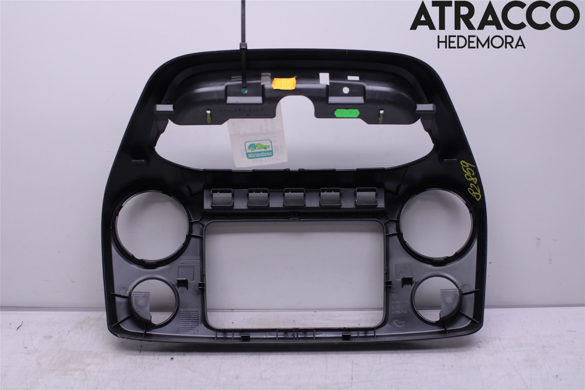 Volkswagen VW AMAROK 2H 10-22 Innr Radio Ramme