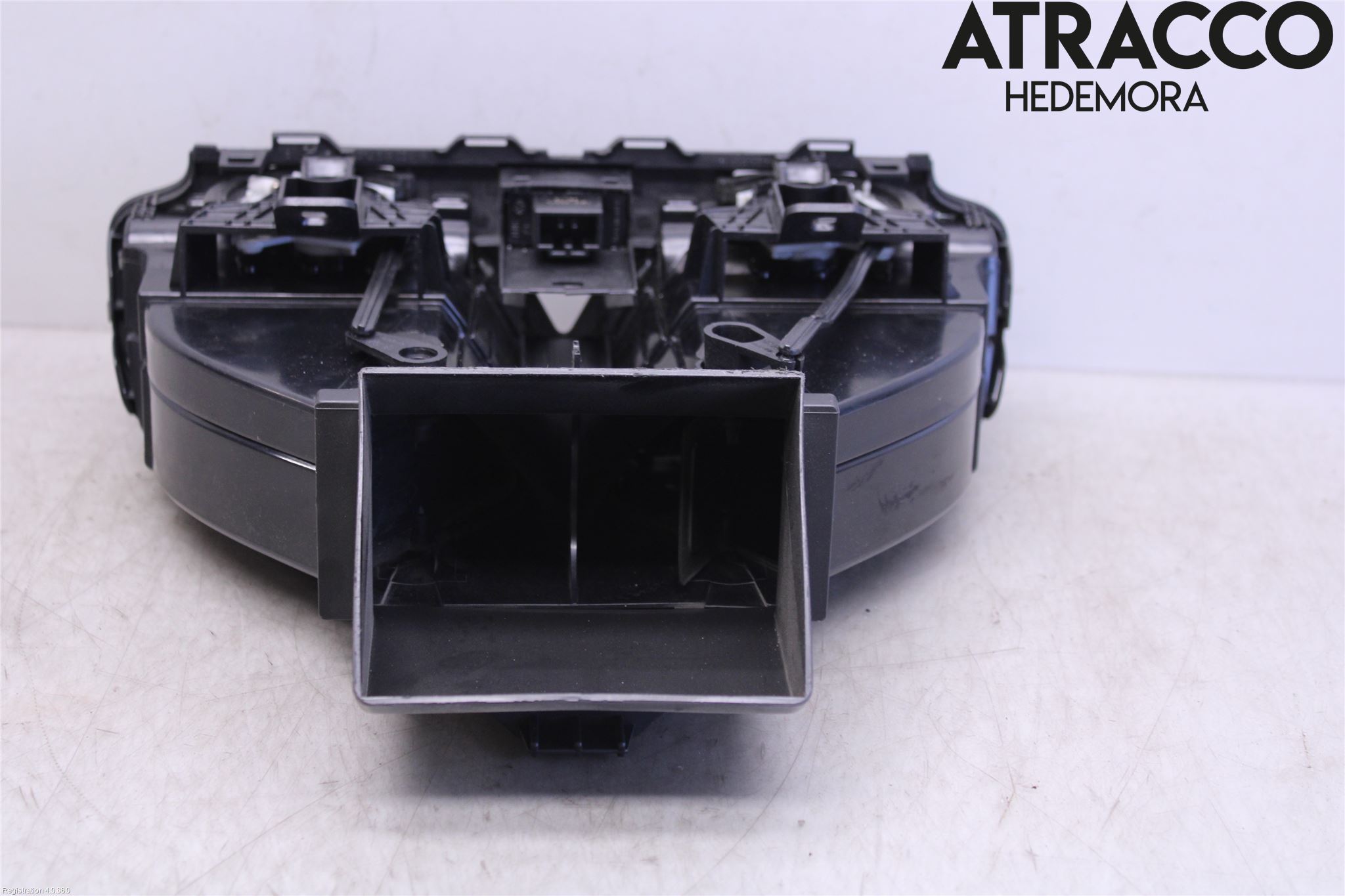 Volkswagen VW SCIROCCO 09-17 Dashbord Kanal - Dyse