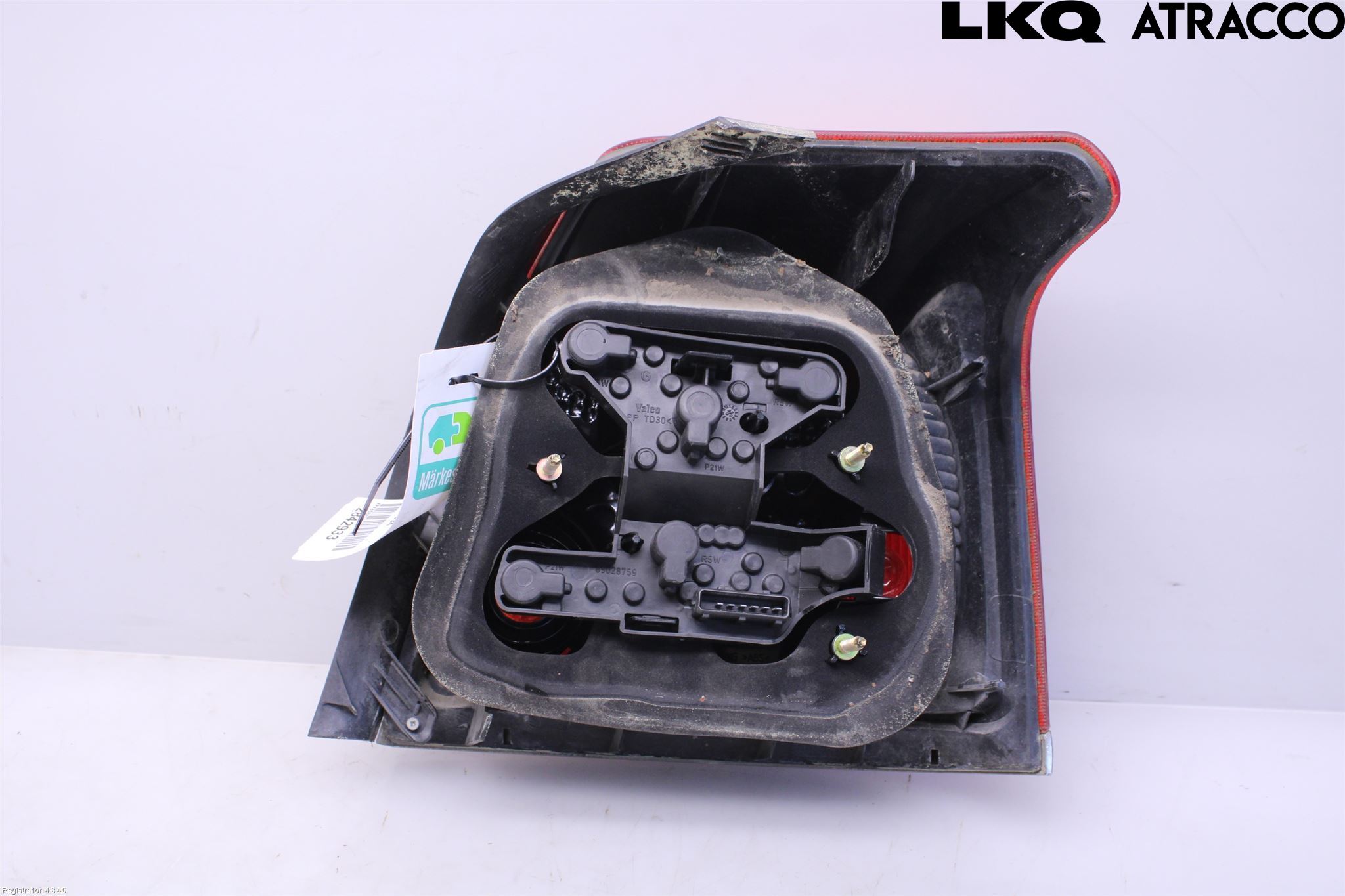 Toyota AVENSIS 03-06 Baklykt Venstre