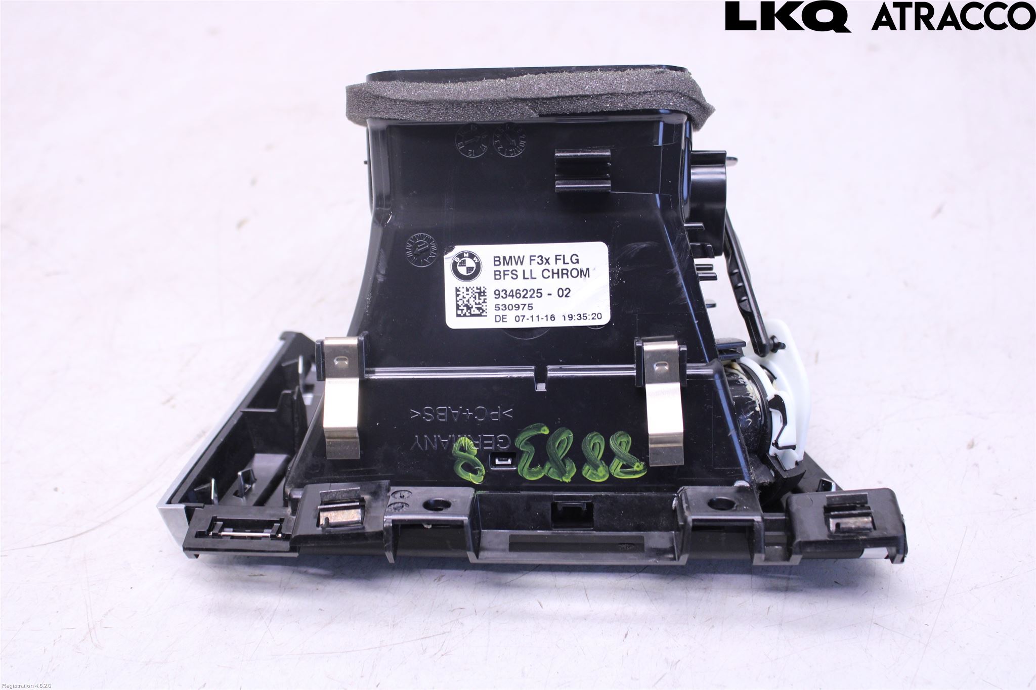 BMW 3 F30/F31/F80 12-19 Dashbord Kanal - Dyse