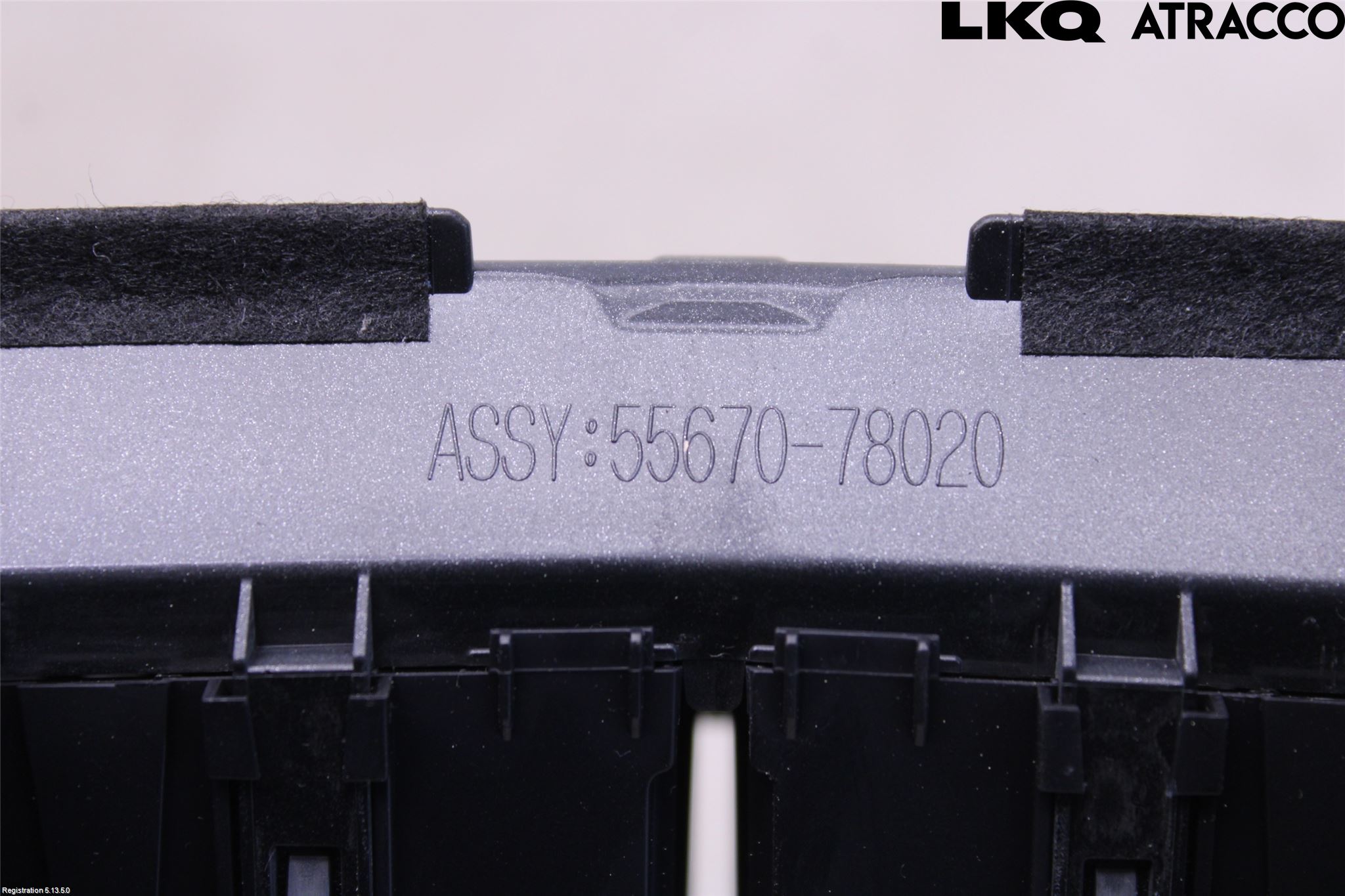 Lexus NX 300h 15-21 Dashbord Kanal - Dyse