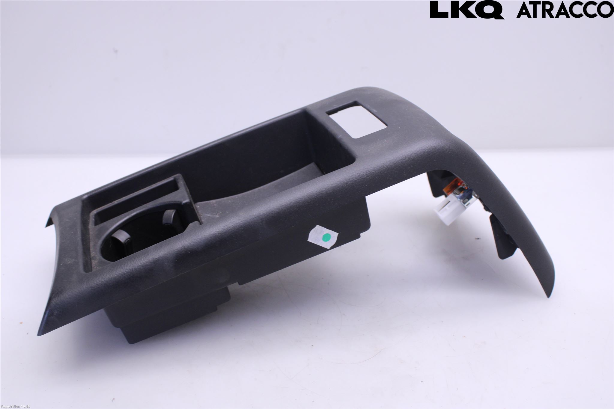 Audi A6/S6     05-11 Innr Koppholder