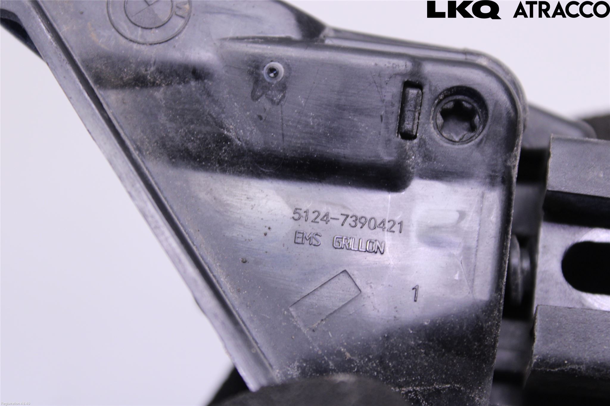 BMW 5 G30/G31/F90 17-23 Støtfangerfeste Bak Venstre