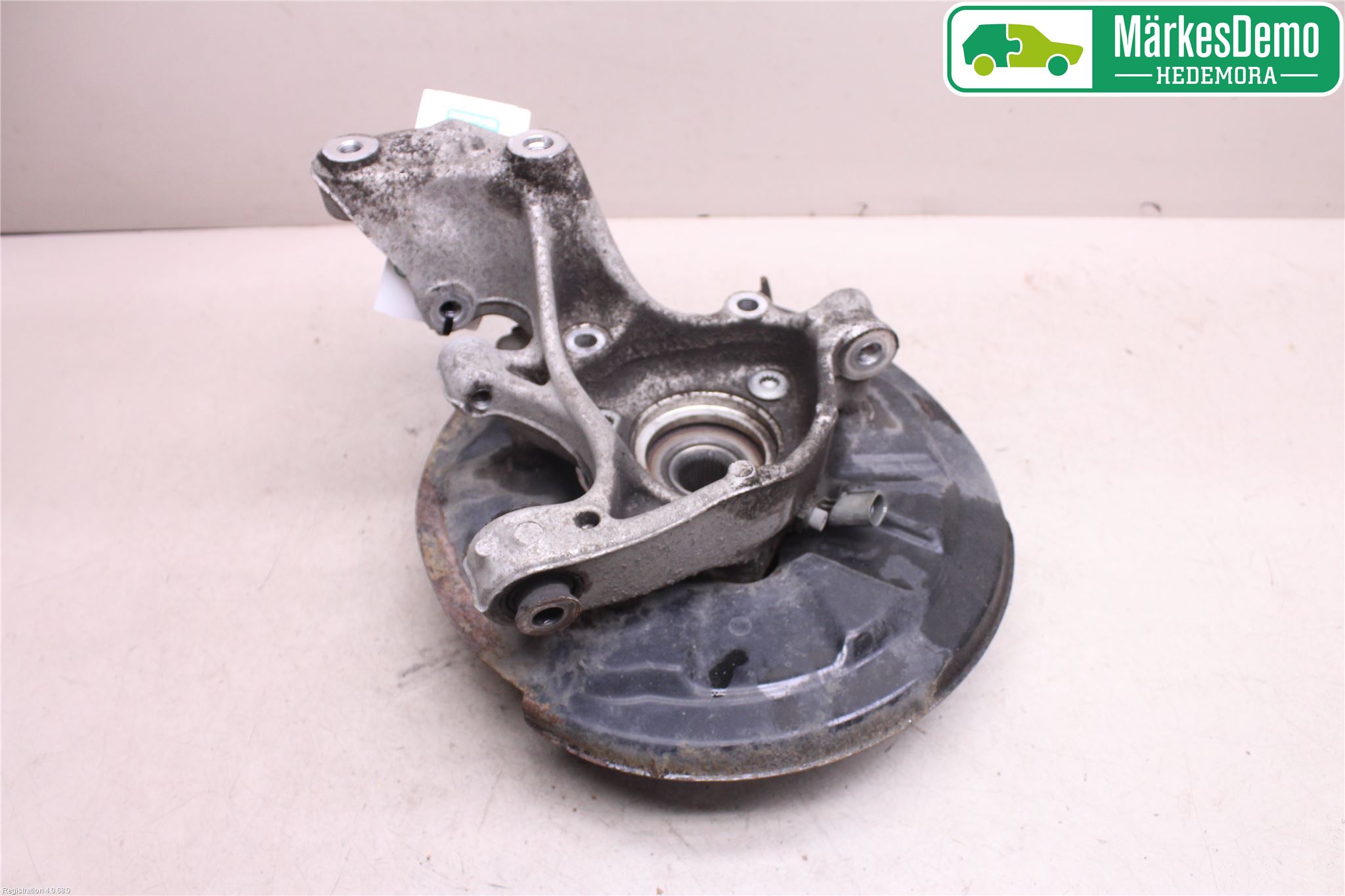 Volkswagen VW TIGUAN 16-24 Spindel Hb