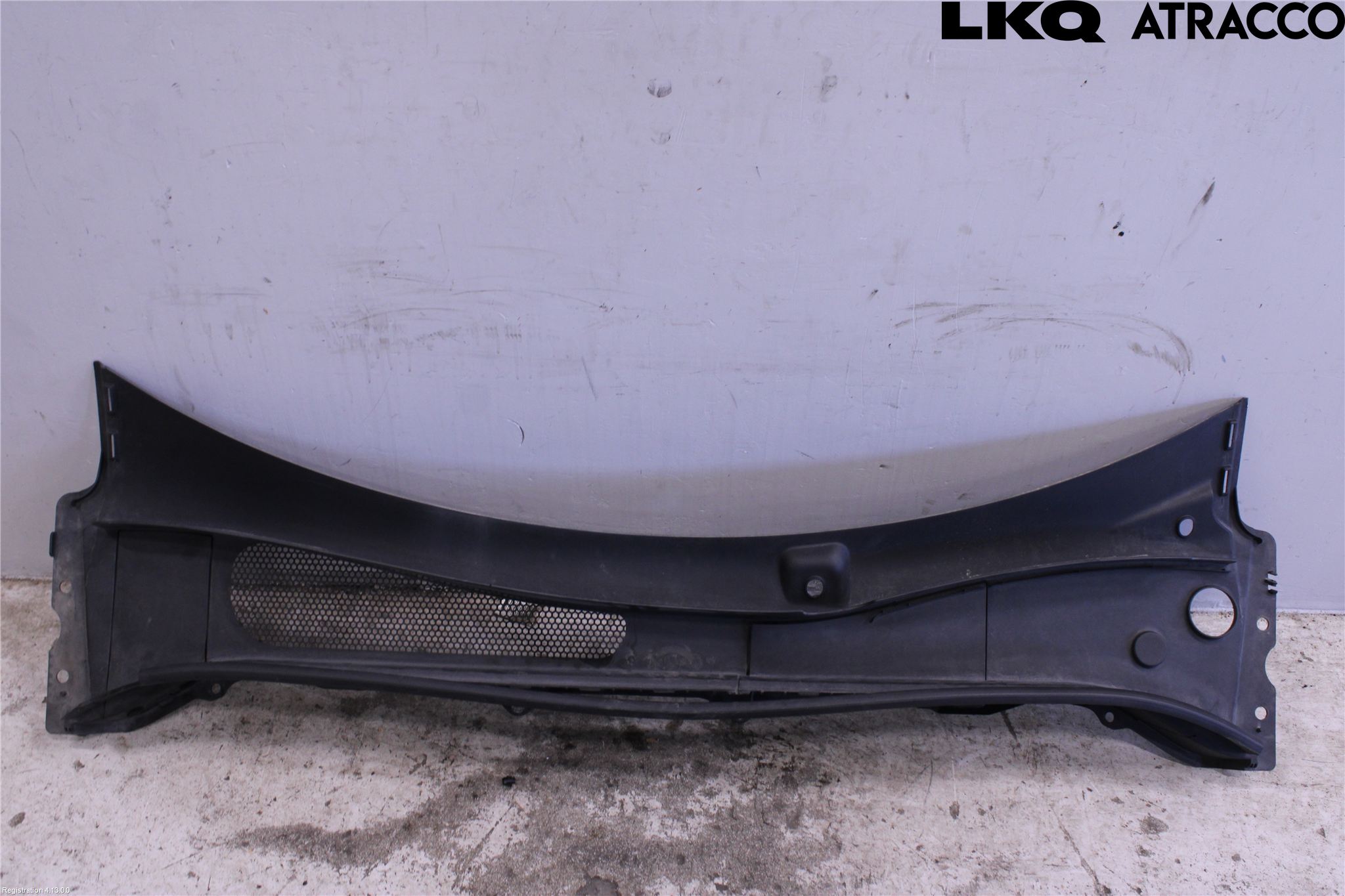 Volvo XC90/RECHARGE 16- Visker Deksel-Grill-Under Frr