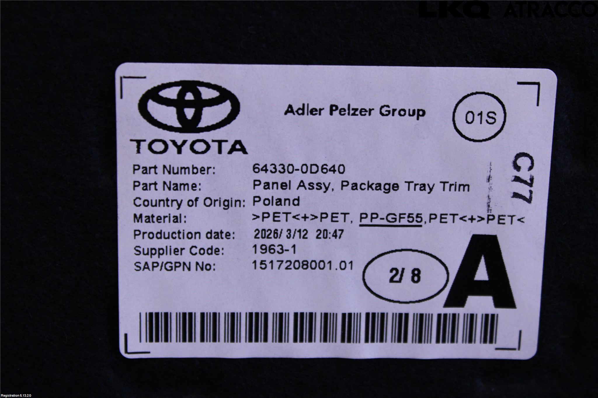 Toyota YARIS XP21 20- Innr Hattehylle