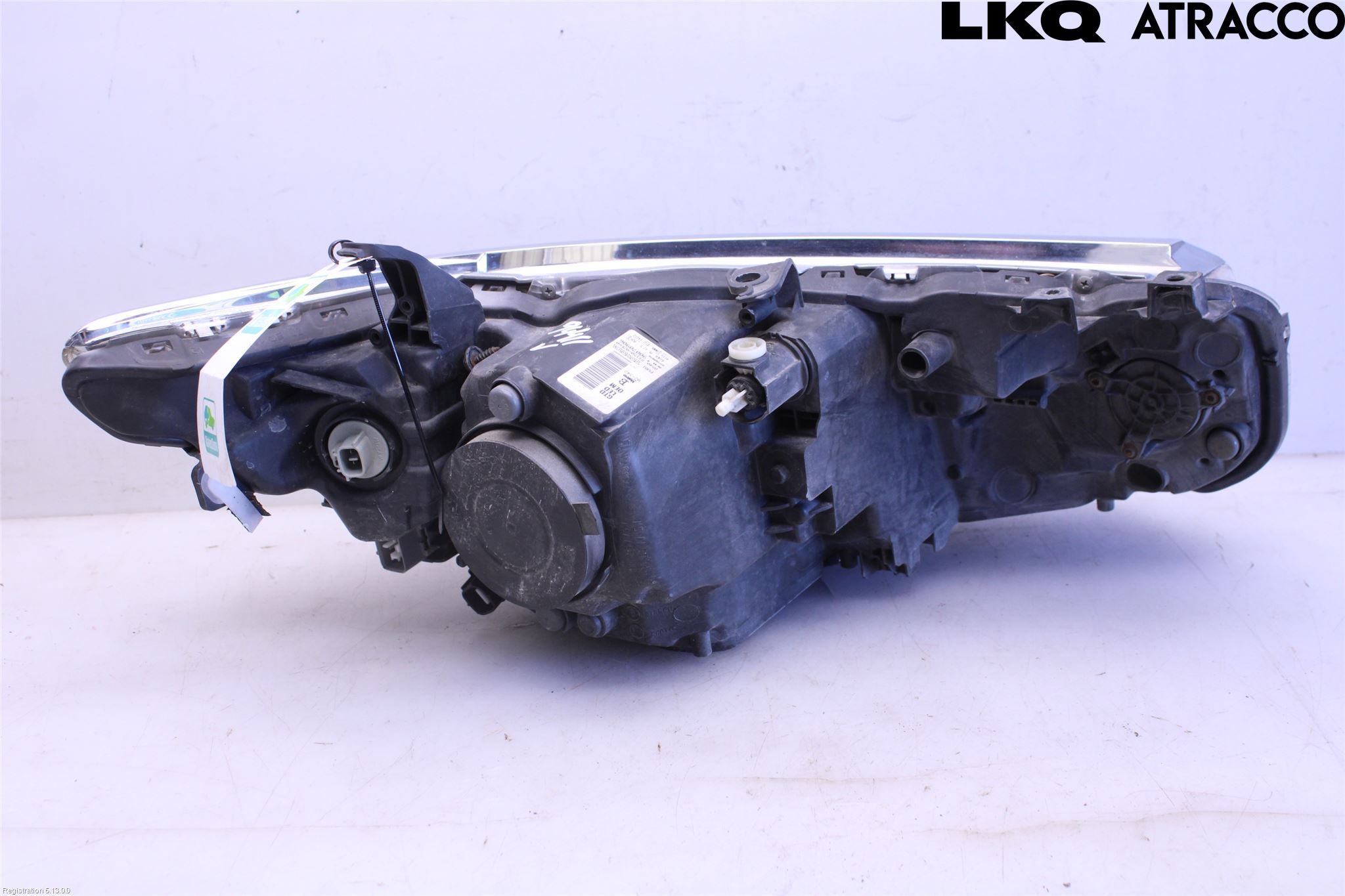 Toyota AURIS 13-19 Frontlykt Venstre