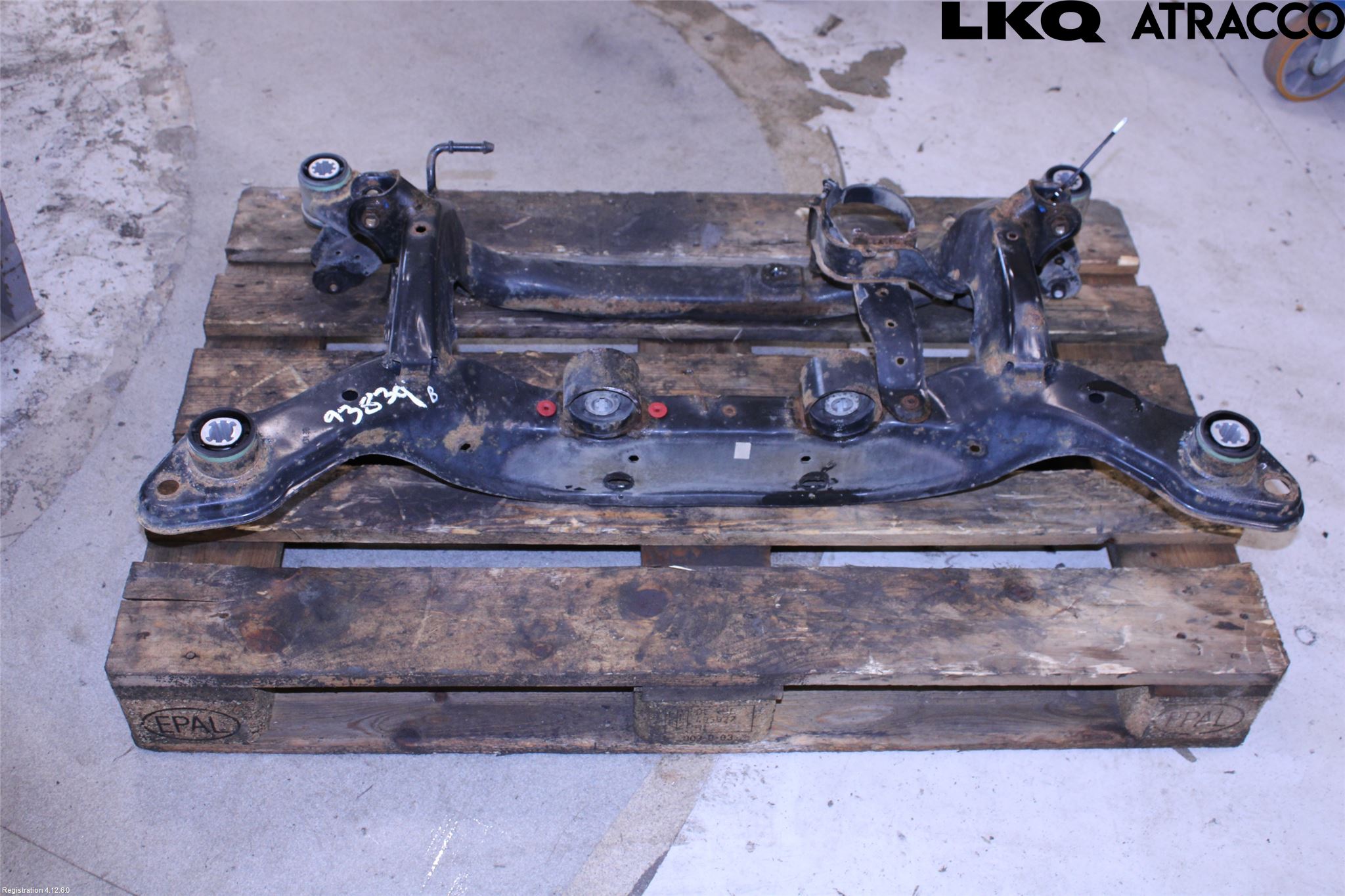 Volvo V60 14-18 Bakaksel Feste Travers-Ramme