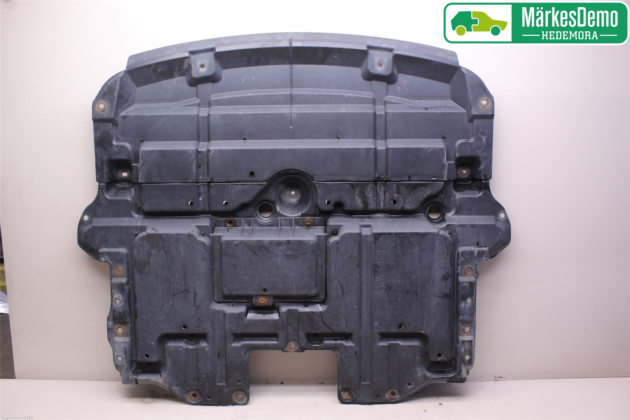 Lexus IS 220d/250/350 06-13 Bunnplate U Motor-Gear-Dørk