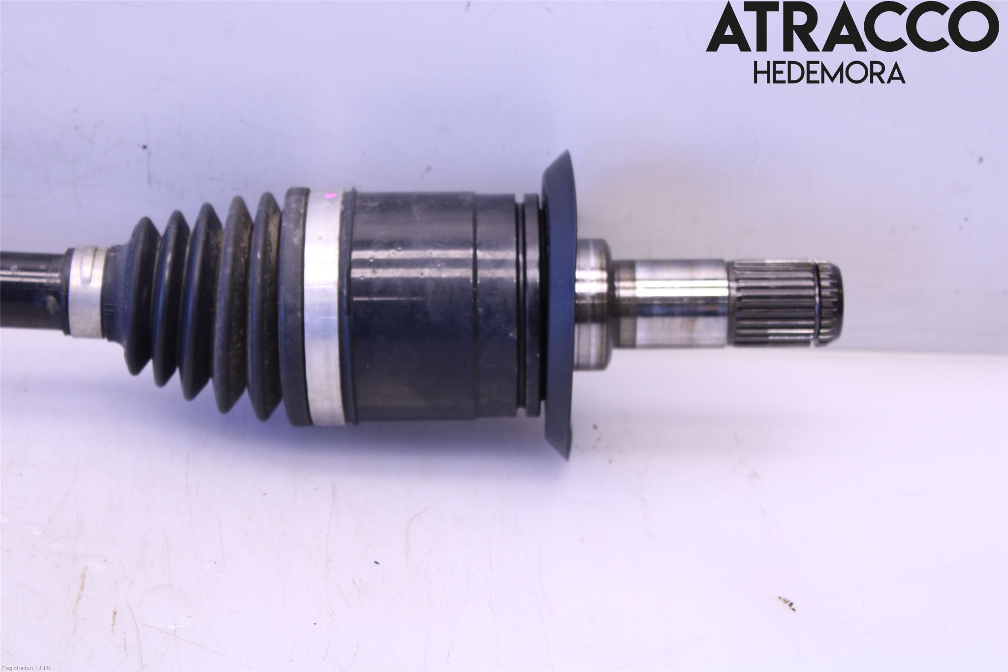 BMW 3 F30/F31/F80 12-19 Drivaksel Bak Kompl Høyre
