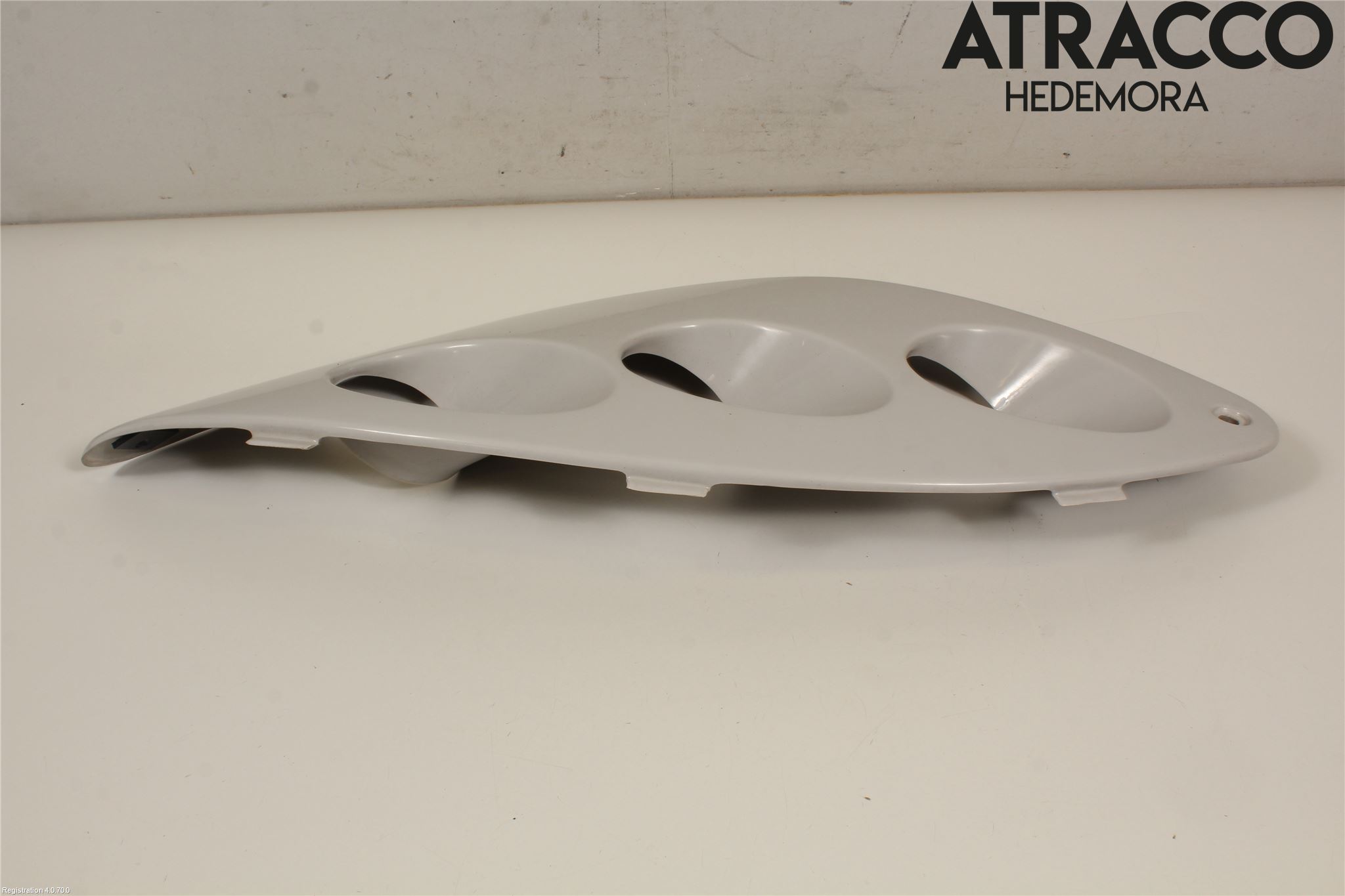 Renault MASTER III  04-10 Frontlykt Ramme V Lyktering