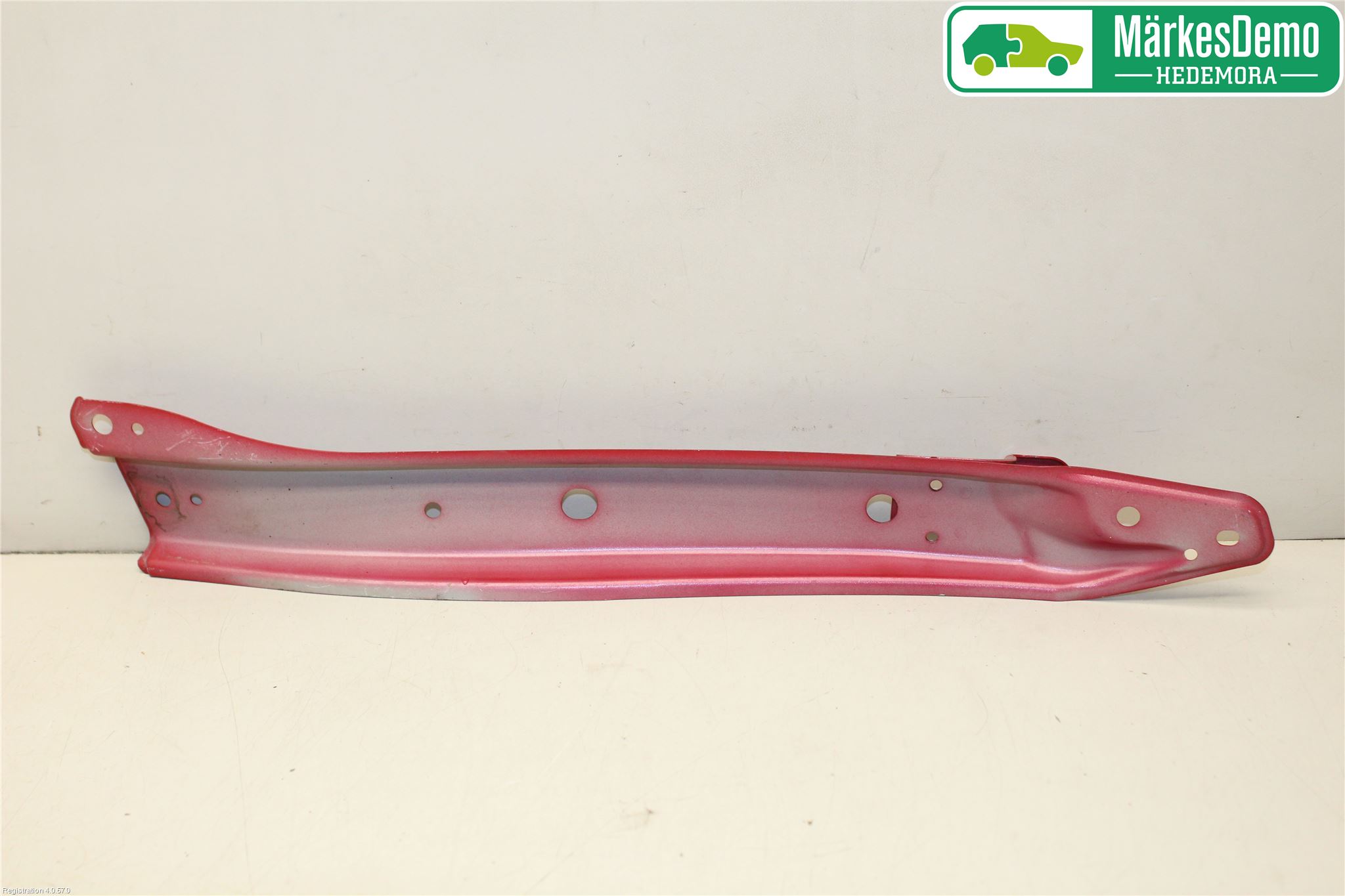 Suzuki SWIFT 11-16 Frontlykt Holder-Feste