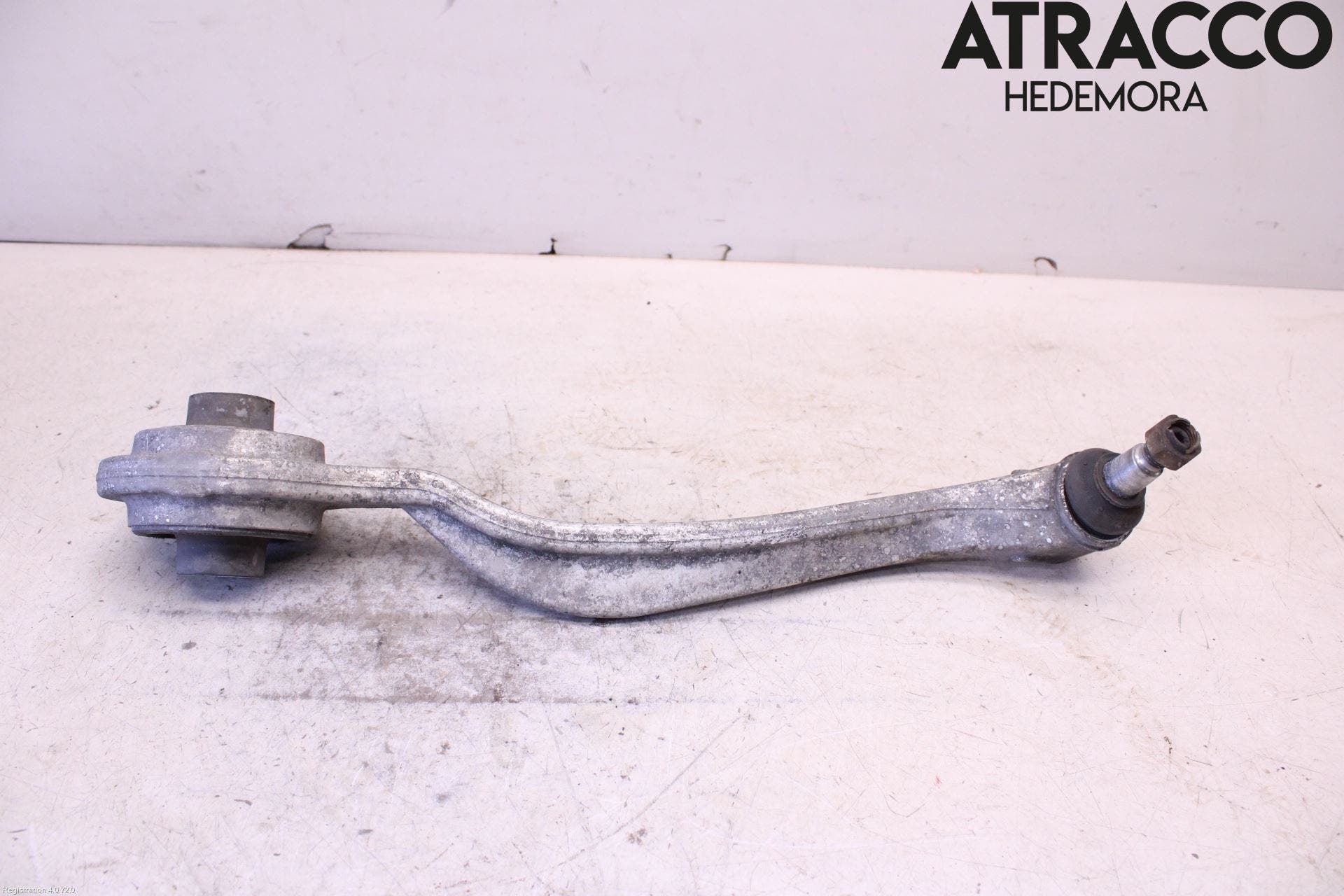 Mercedes-Benz MB S-KLASS (W220) 99-05 Bærearm Foran Venstre Nedre