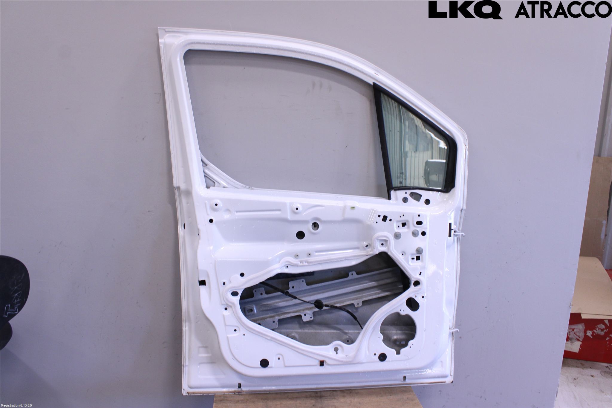 Ford TRANSIT/TOURNEO CONNECT 13-22 Dør 4D Foran Venstre