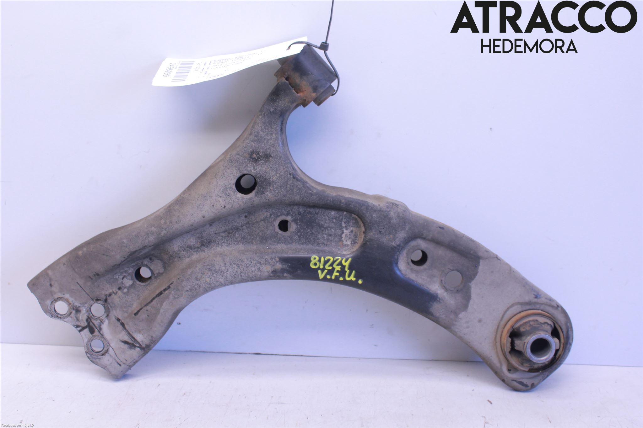 Subaru IMPREZA V 18- Bærearm Foran Venstre Nedre