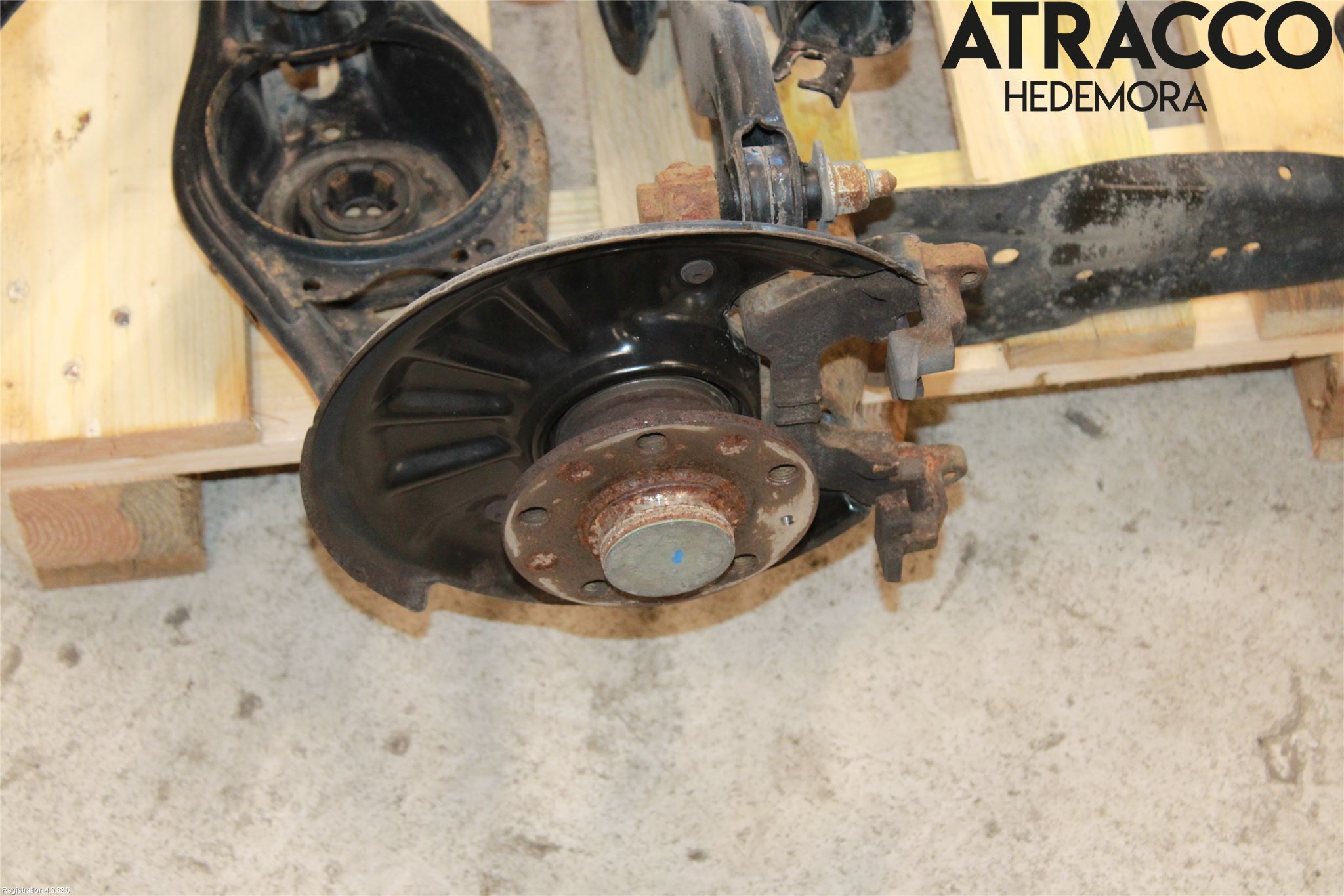 Volkswagen VW GOLF / E-GOLF VII 13-20 Bakaksel Feste Travers-Ramme