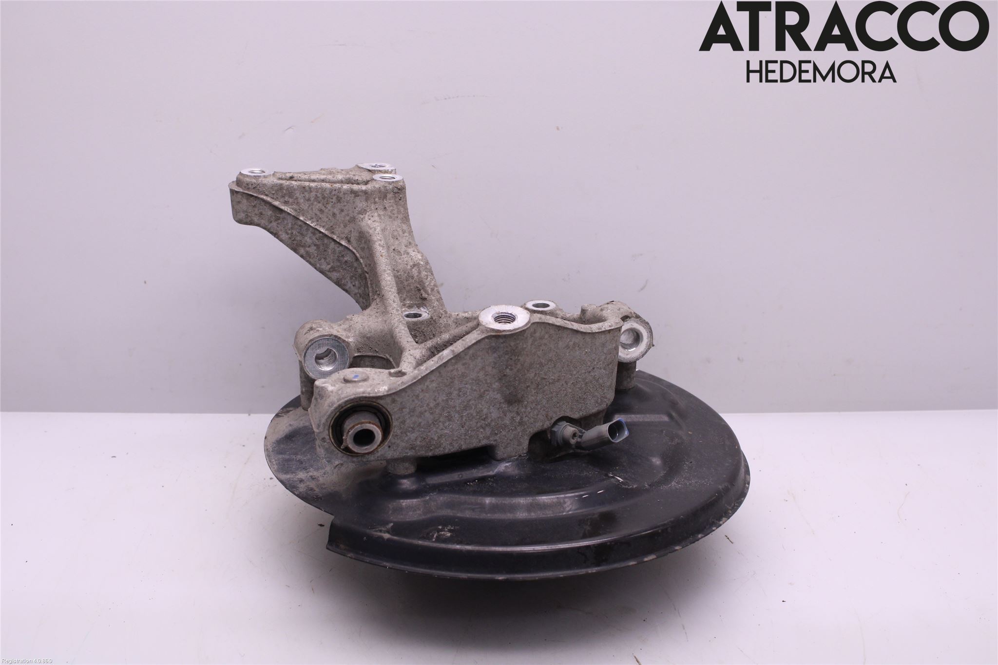 Audi Q3 8U 12-18 Spindel Hb