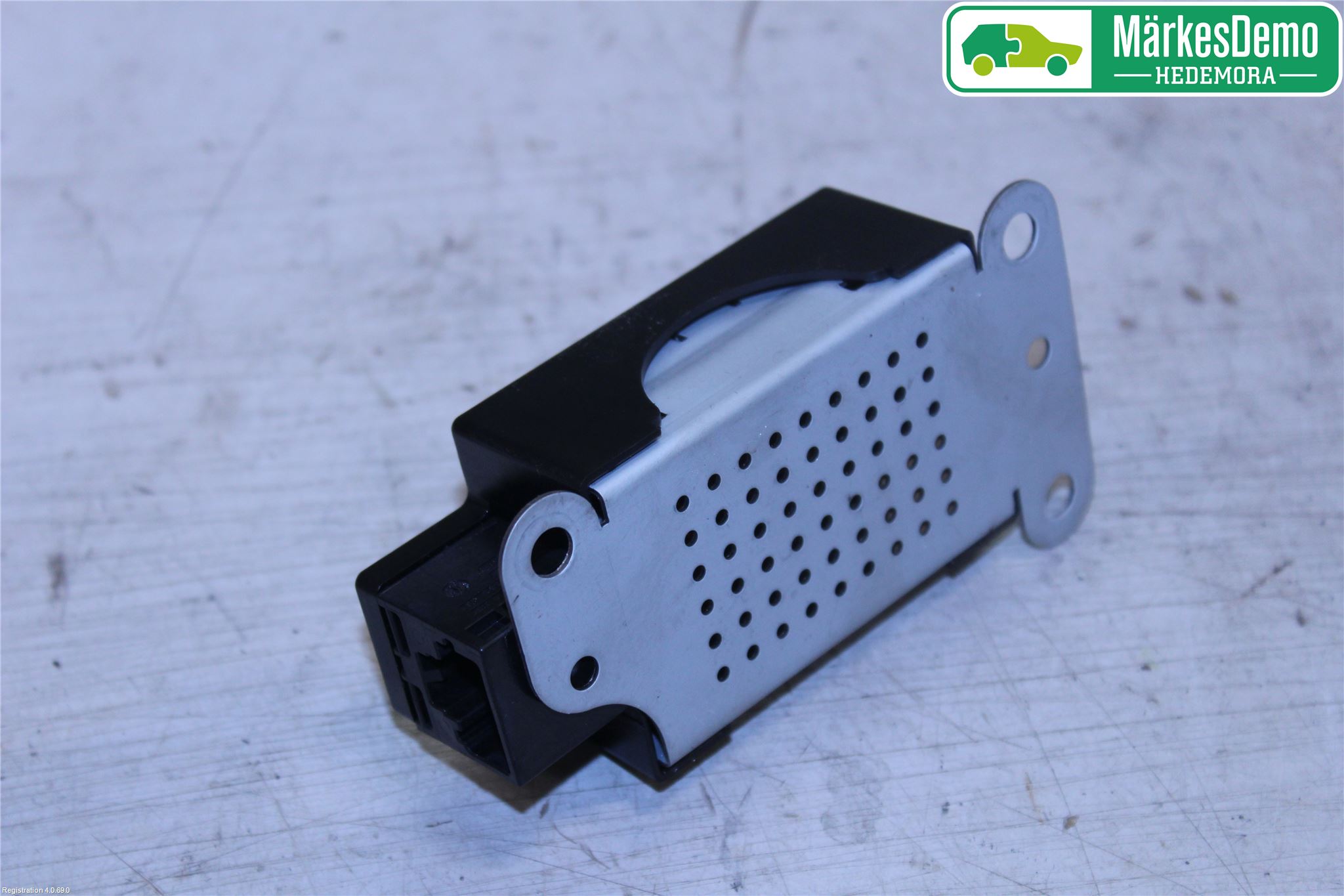Volkswagen VW TIGUAN 07-16 Stereo Antenneforsterker