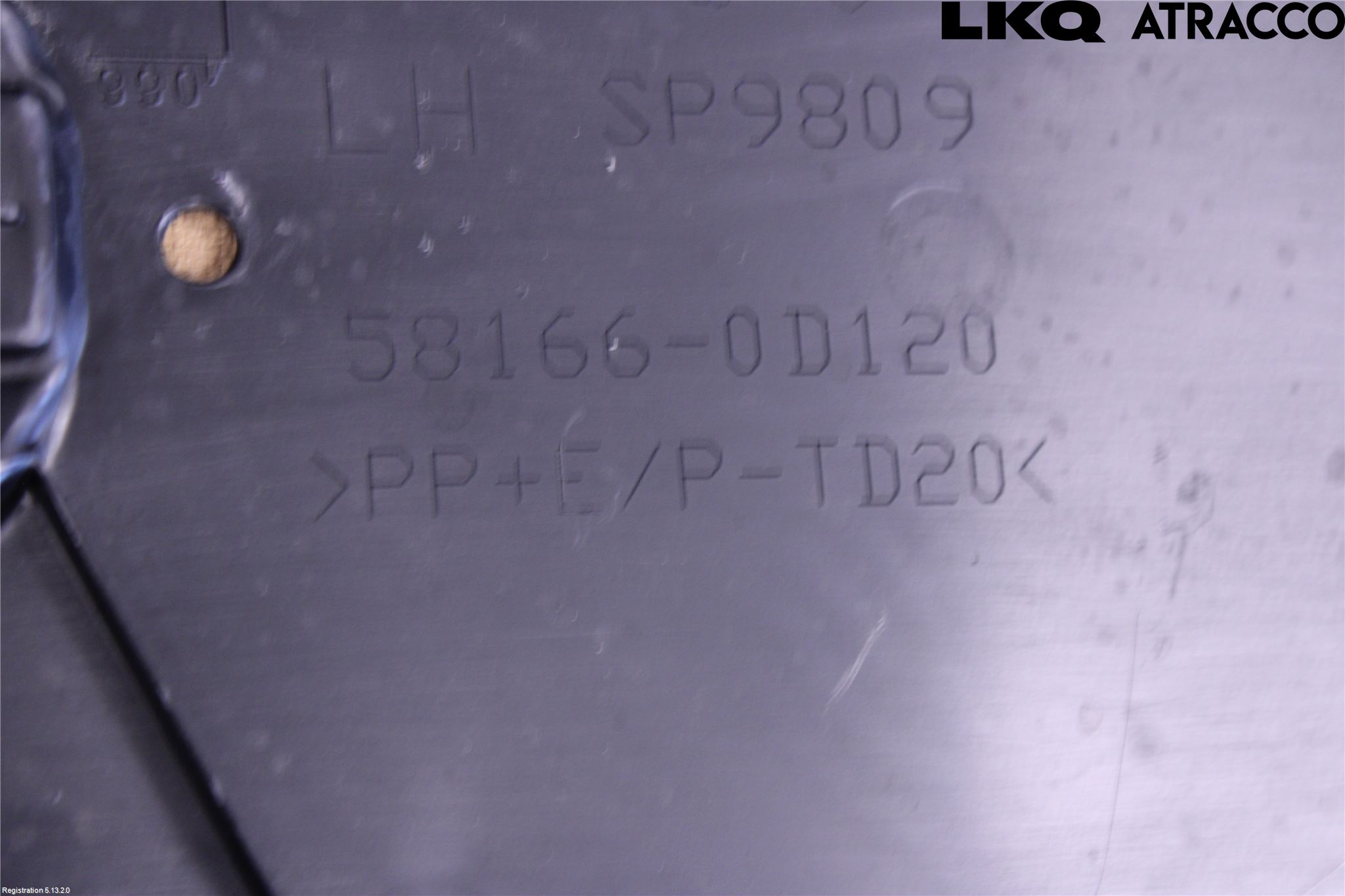 Toyota YARIS CROSS XP21 21- Bunnplate U Motor-Gear-Dørk