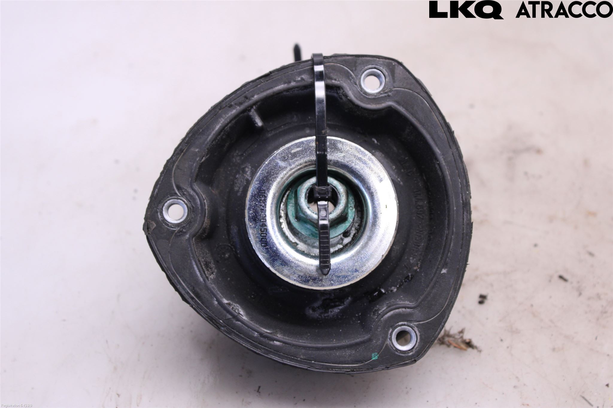 Volkswagen VW GOLF / E-GOLF VII 13-20 Fjærbein Lager Foran