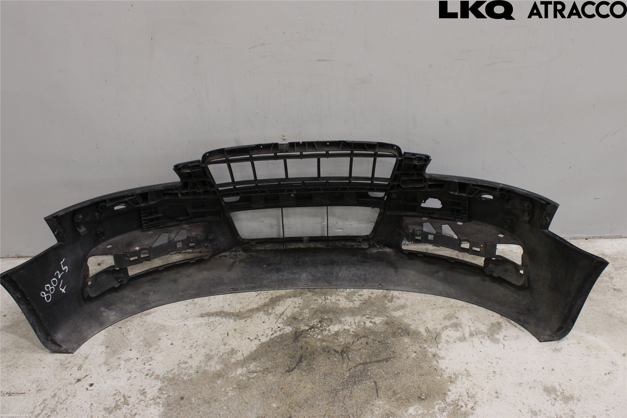 Audi A6/S6     05-11 Støtfanger Foran Plastdeksel