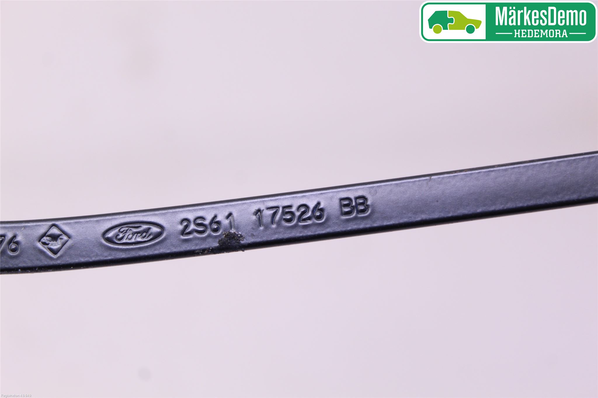Ford FIESTA     06-08 Viskerarm-Armer Frontrute