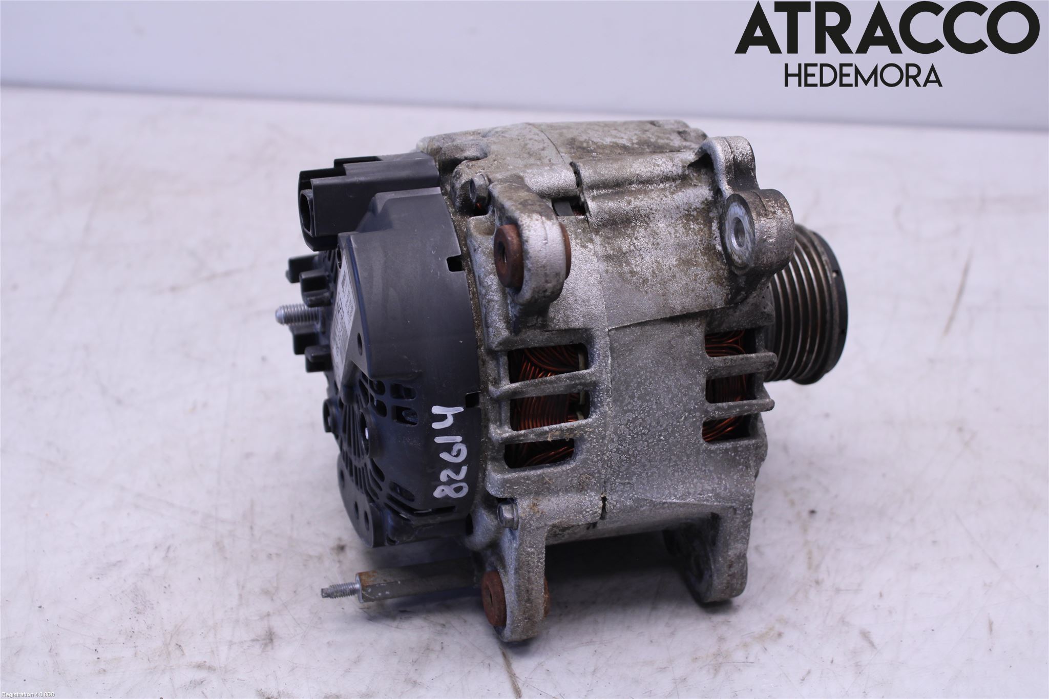 Volkswagen VW POLO 10-17 Dynamo