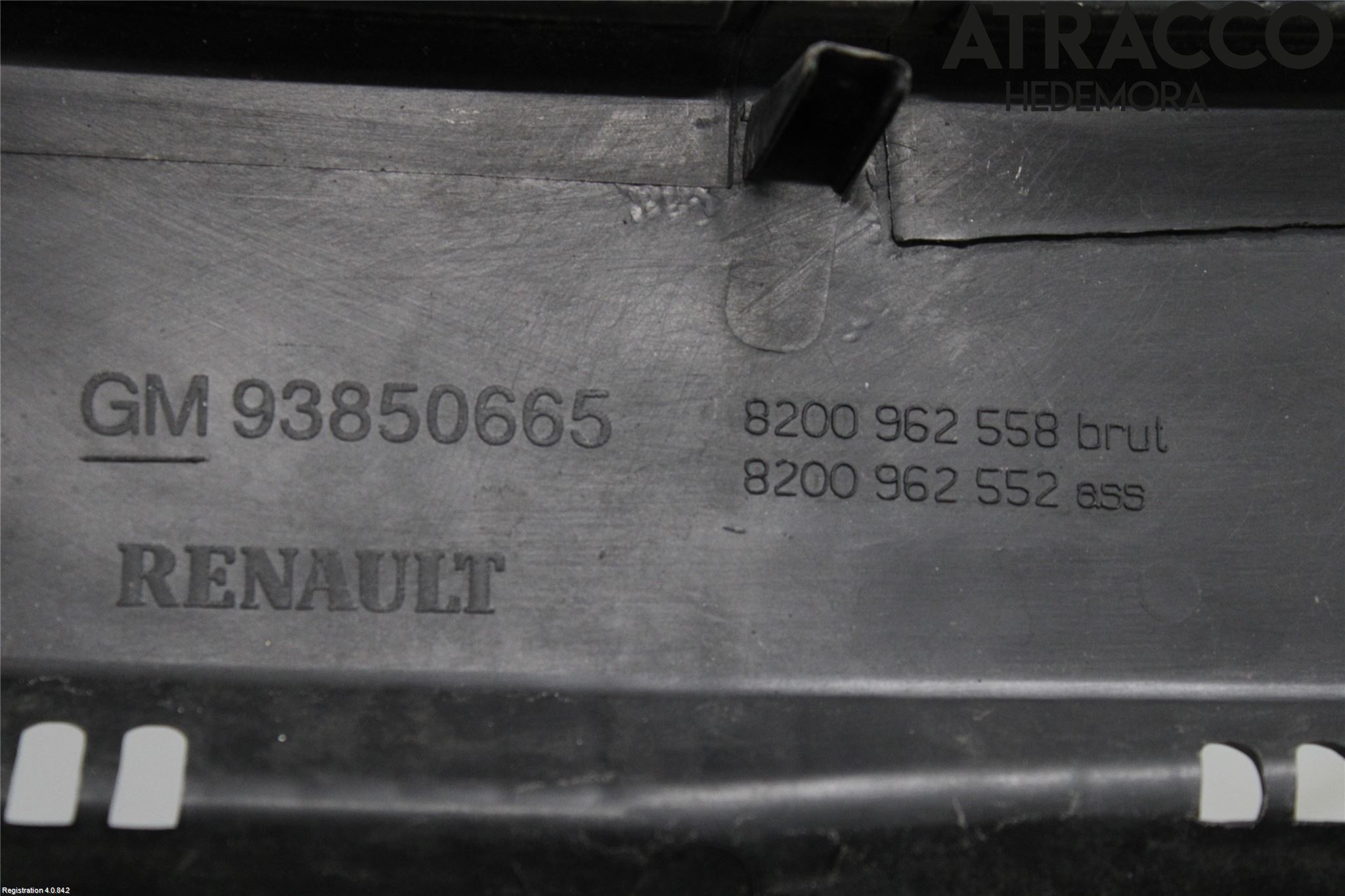 Renault TRAFIC   02-14 Visker Deksel-Grill-Under Frr