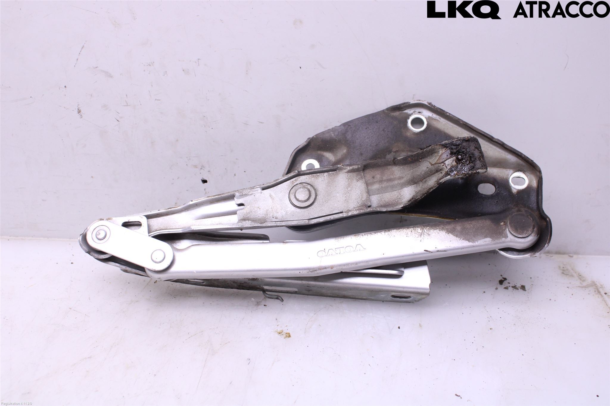 Volvo S70/V70/XC  97-00 Panser Hengsel - Hengsler
