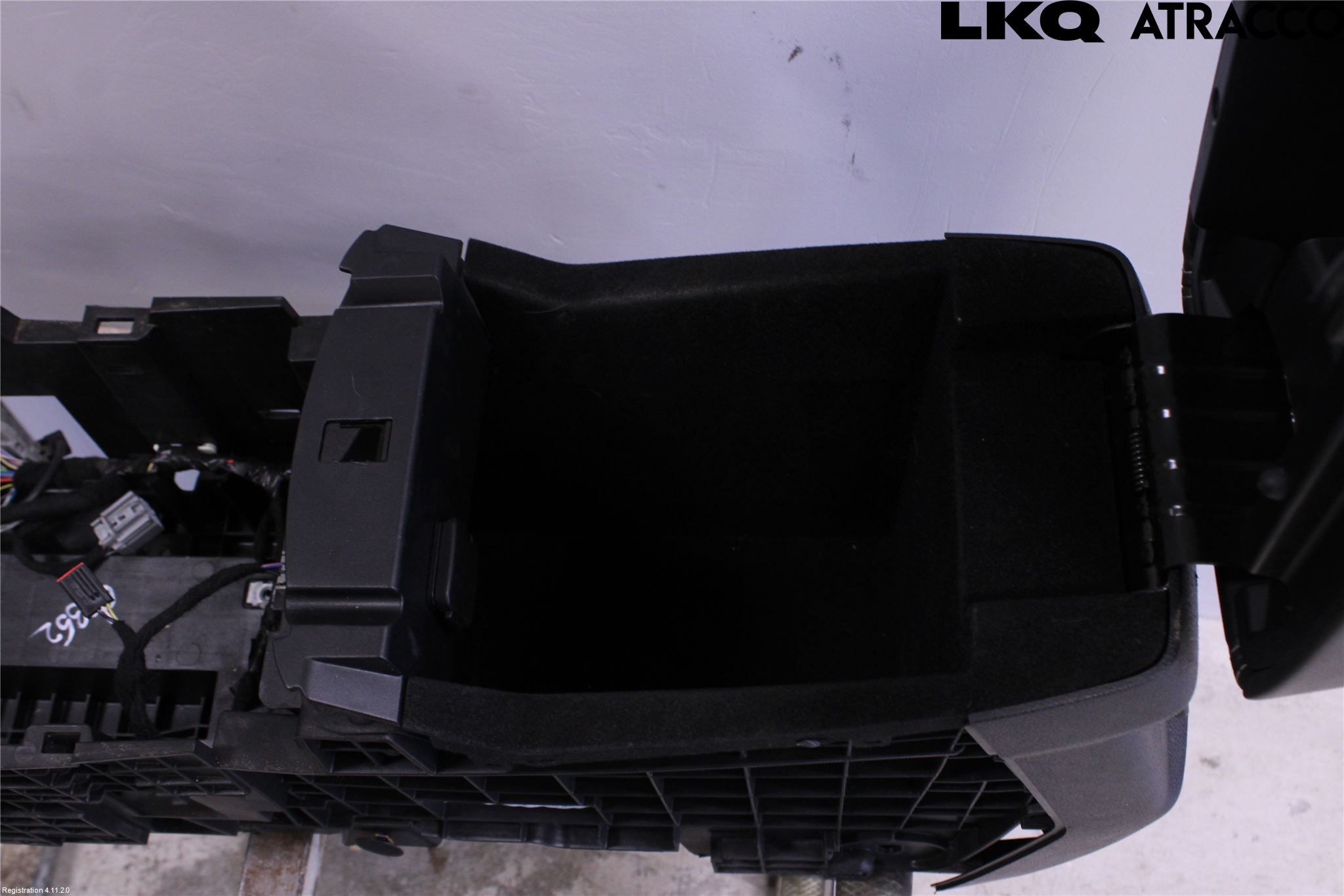 Ford EXPLORER 93-23 Innr Konsoll-Lomme