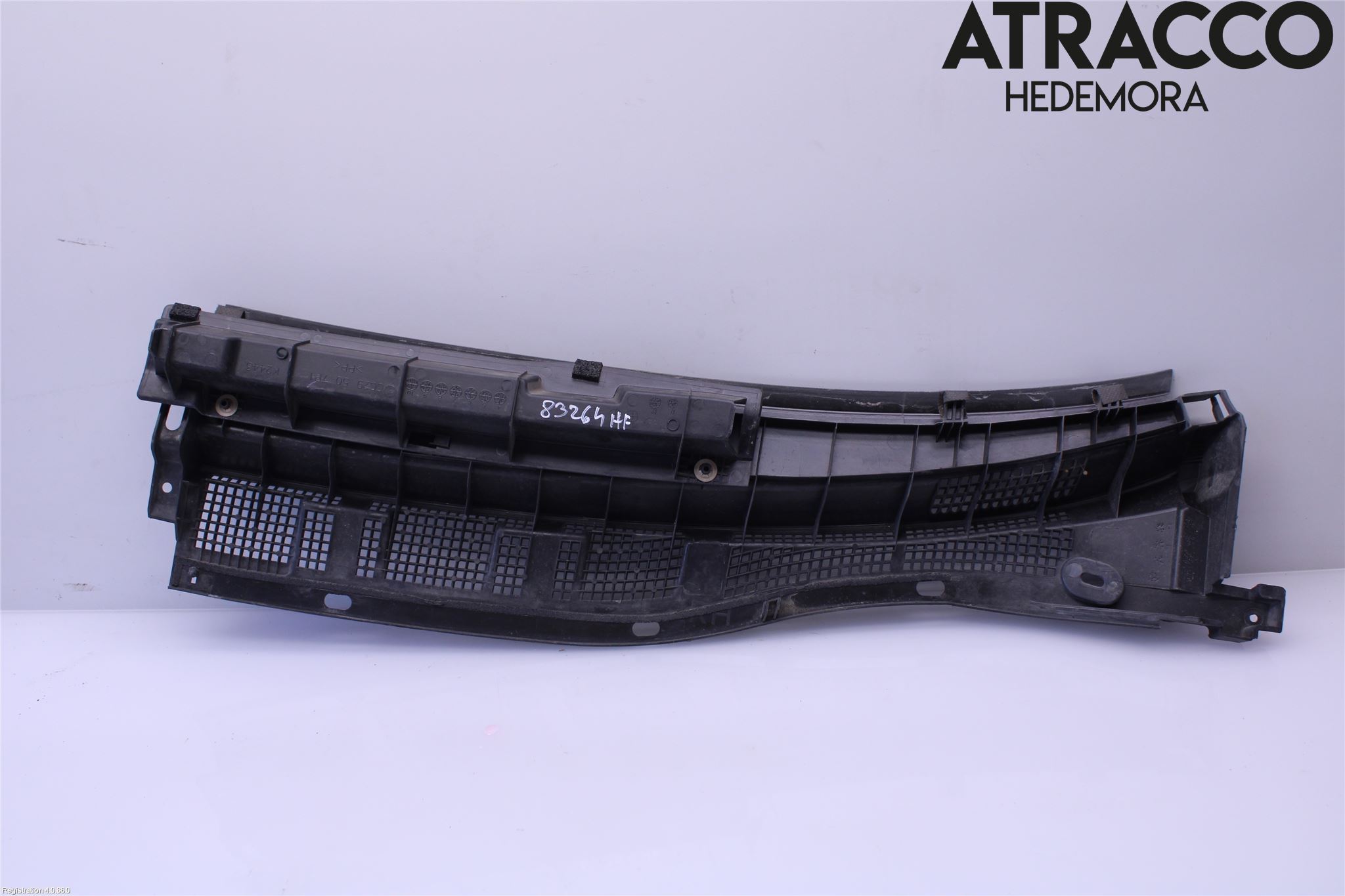 Mazda 5 10-18 Visker Deksel-Grill-Under Frr