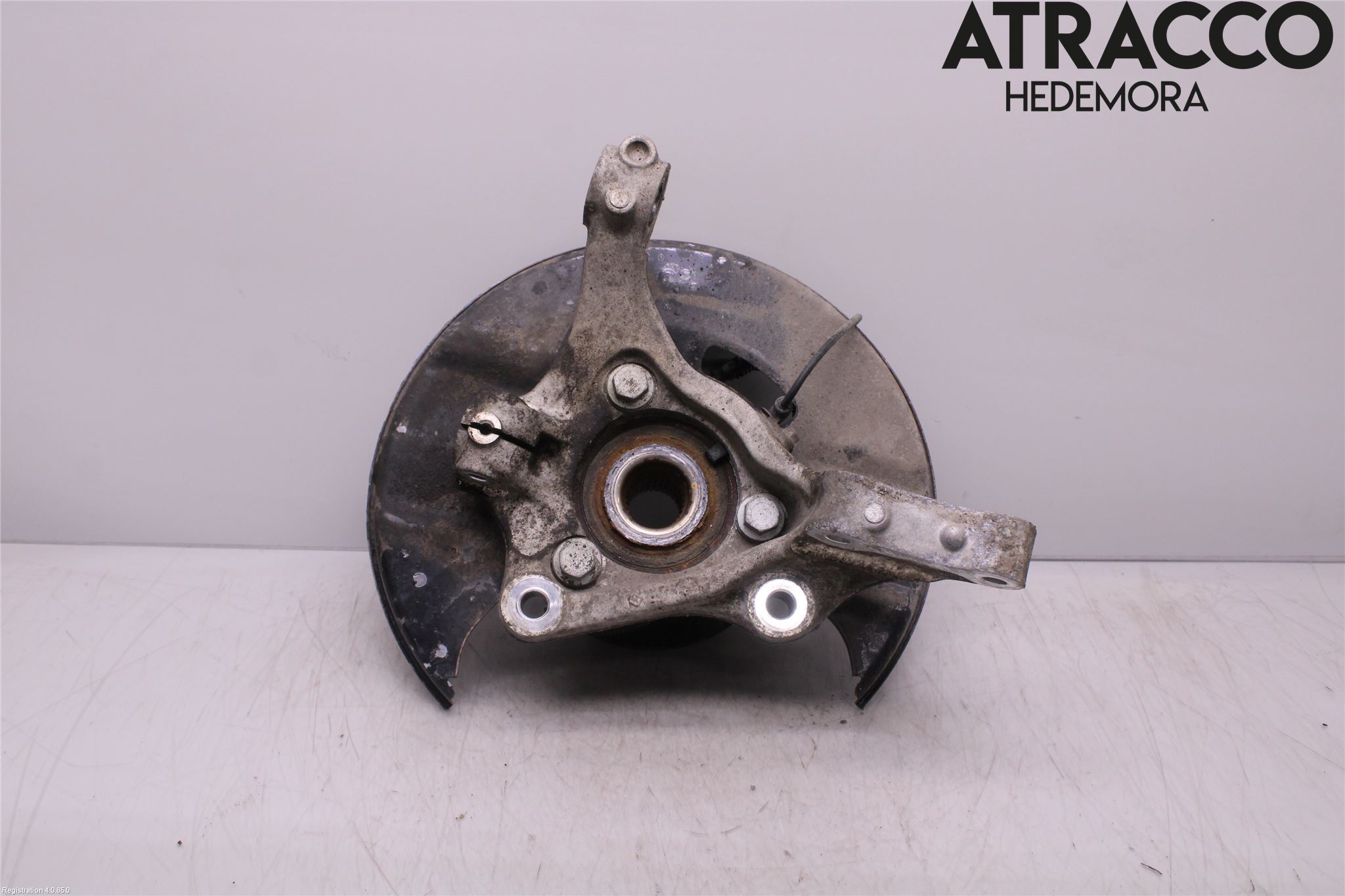 Opel INSIGNIA 09-16 Spindel Vf