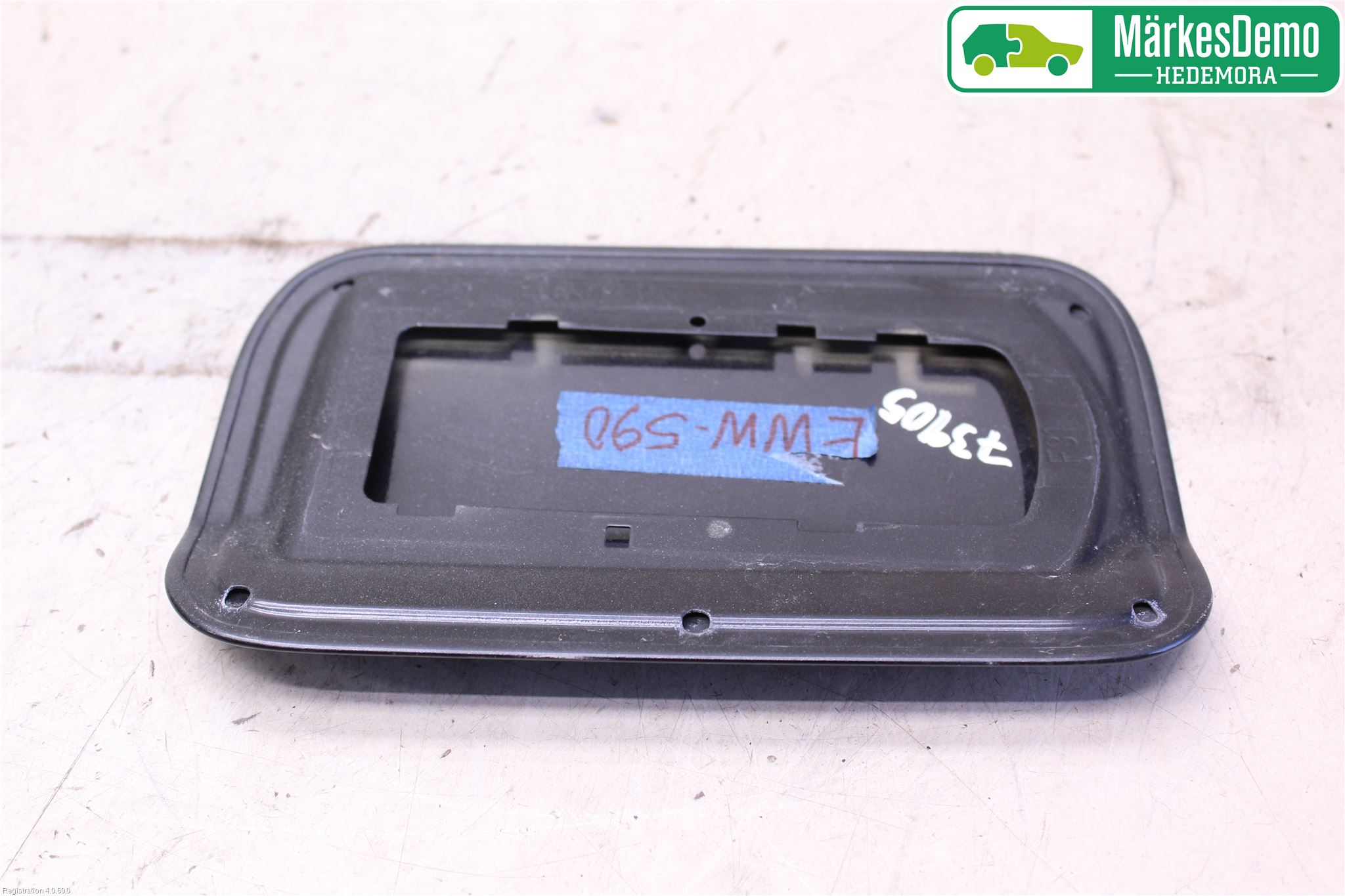 BMW 3 F30/F31/F80 12-19 Drivstoff Tankluke