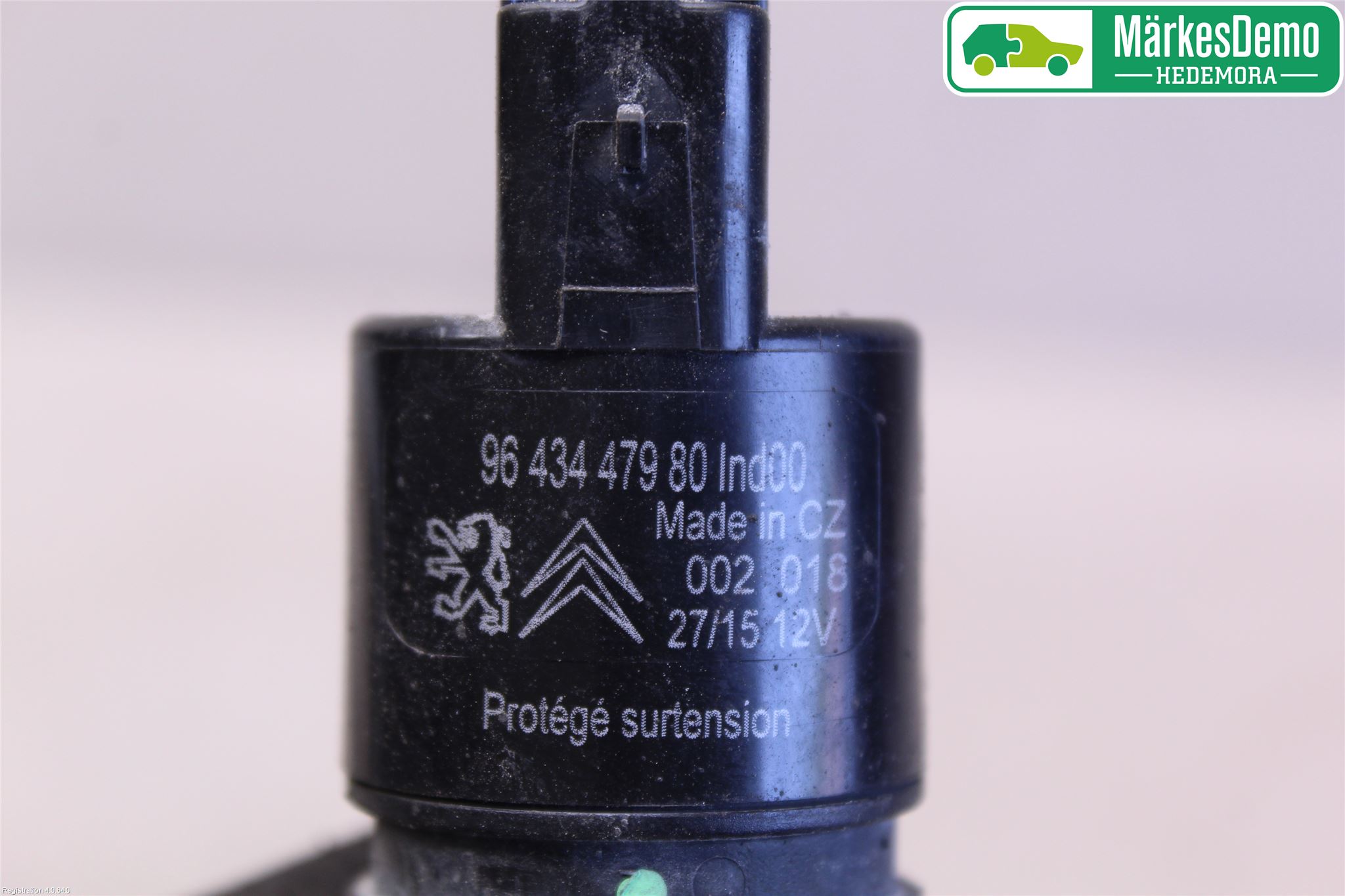 Citroen C4 CACTUS 14-20 Spylerpumpe Frontrute