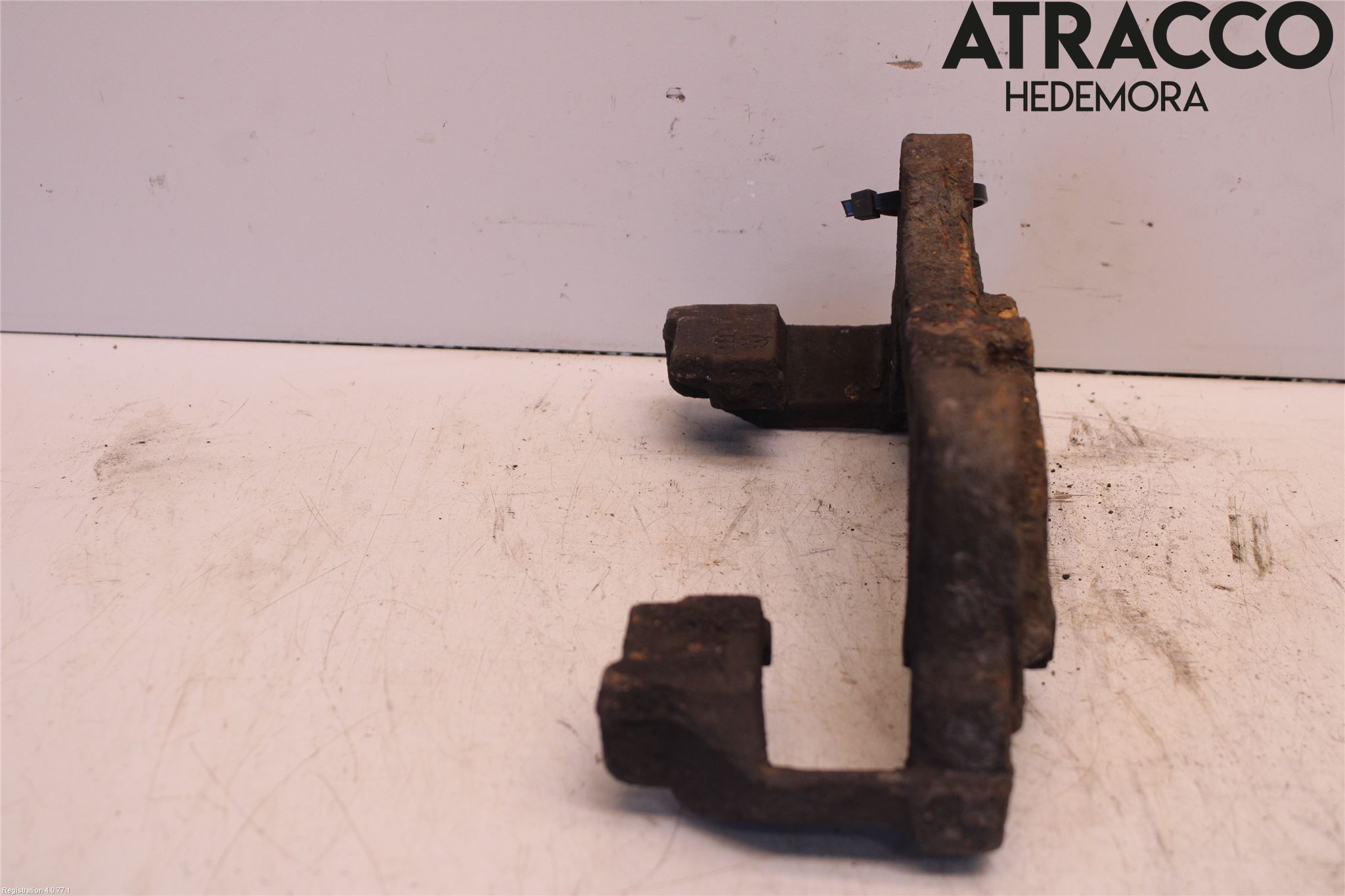 Volkswagen VW TOURAN 03-10 Bremsecaliper Feste Holder