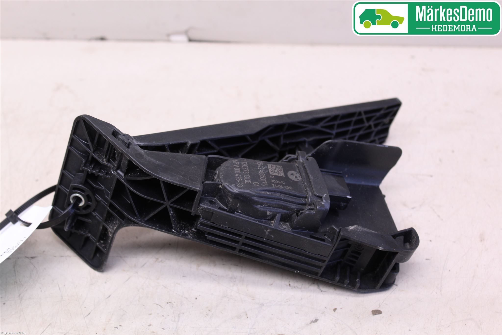 BMW 3 F30/F31/F80 12-19 Gasspedal