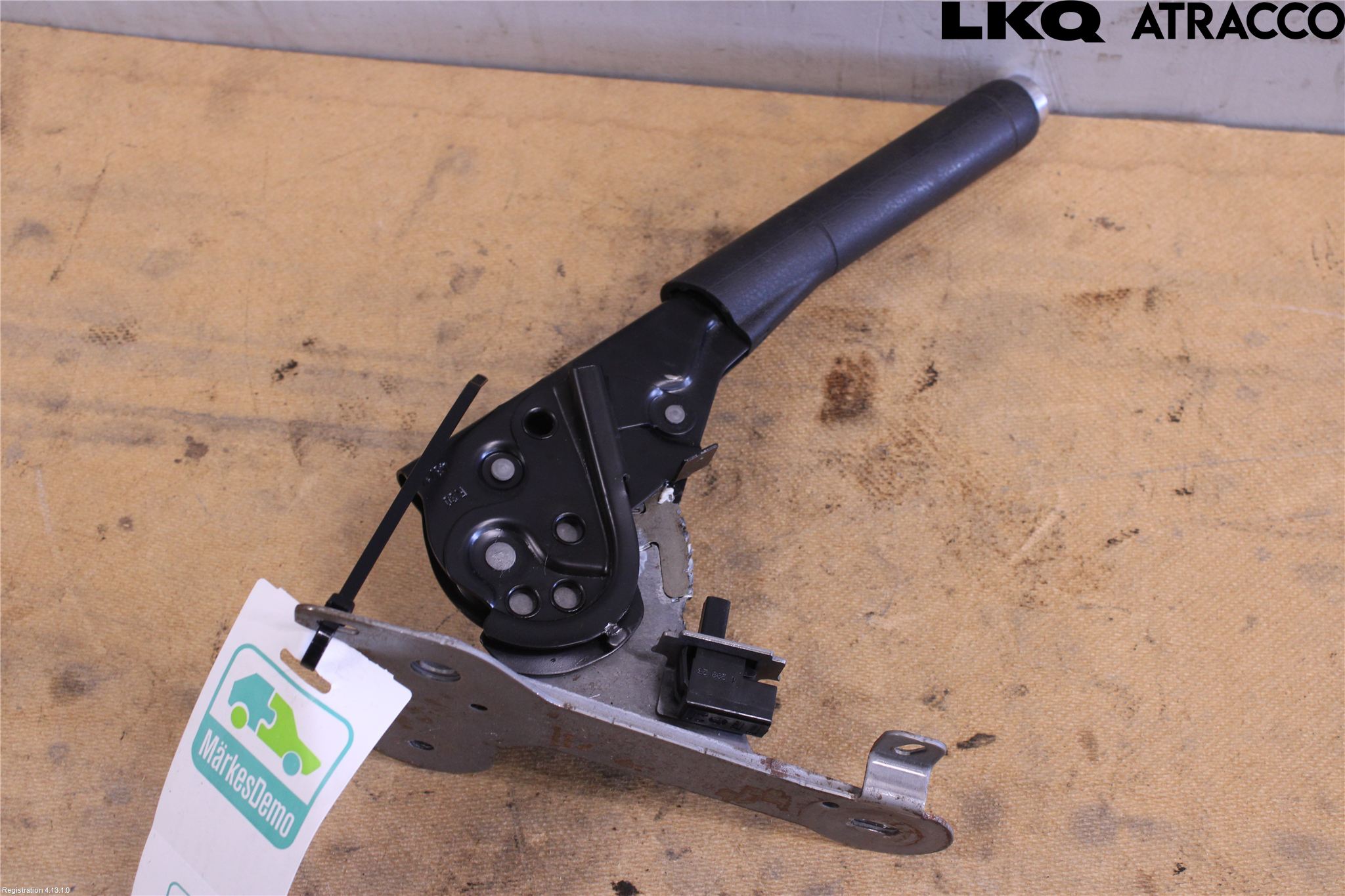 Peugeot 208 12-15 Parkbremsarm-Handtak