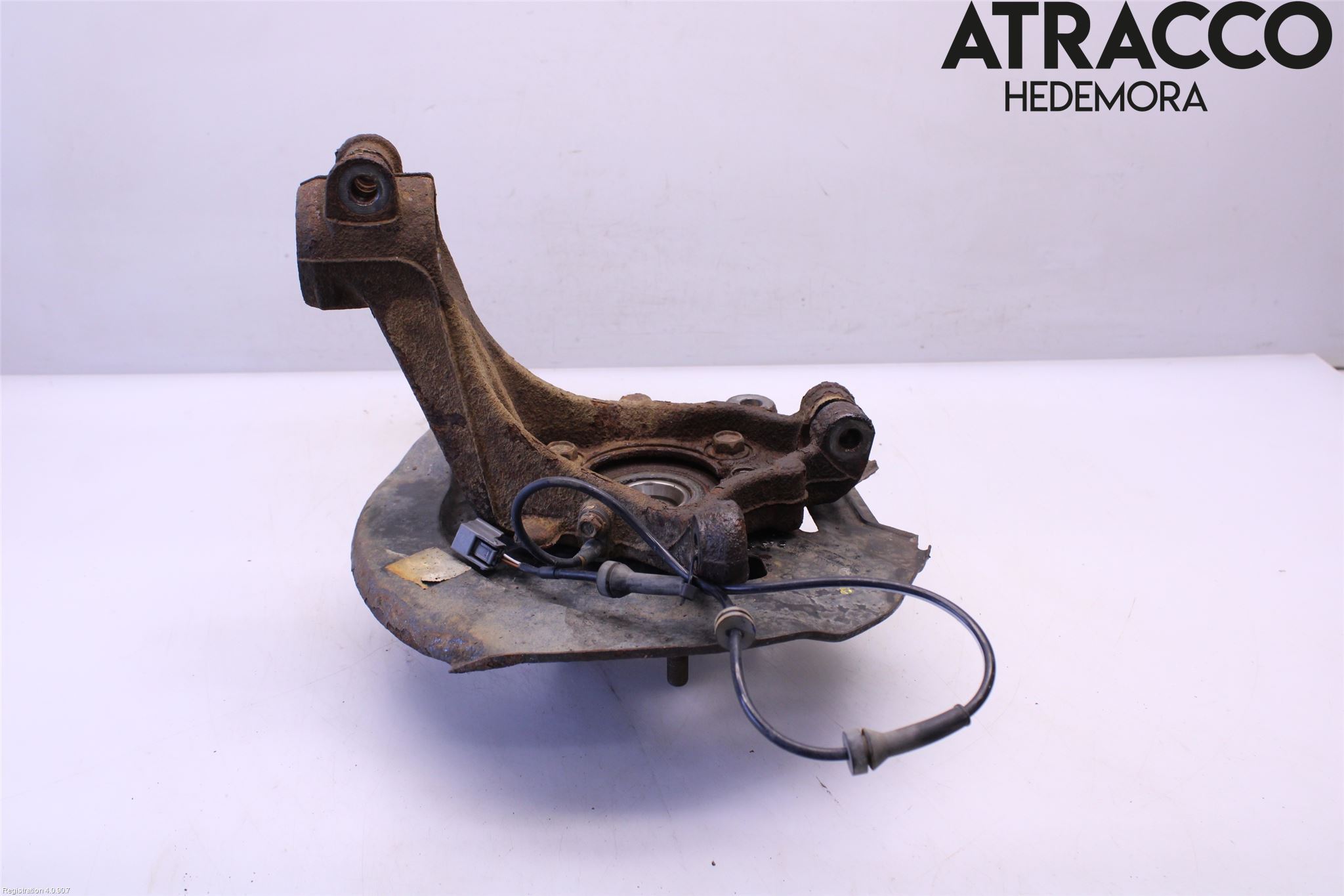 Nissan X-TRAIL 14-21 Spindel Vf