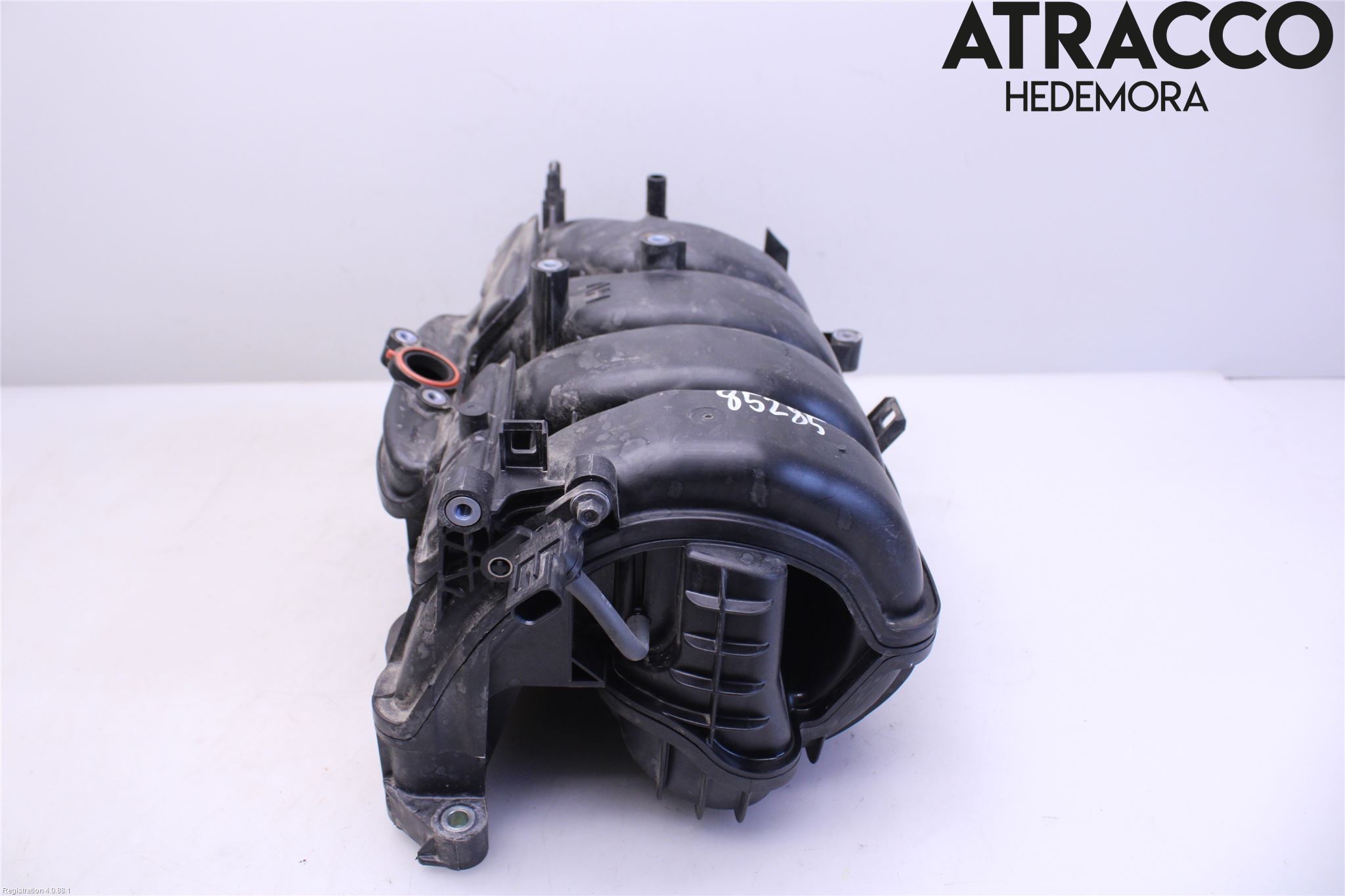Toyota RAV4 19- Innsugningsmanifold