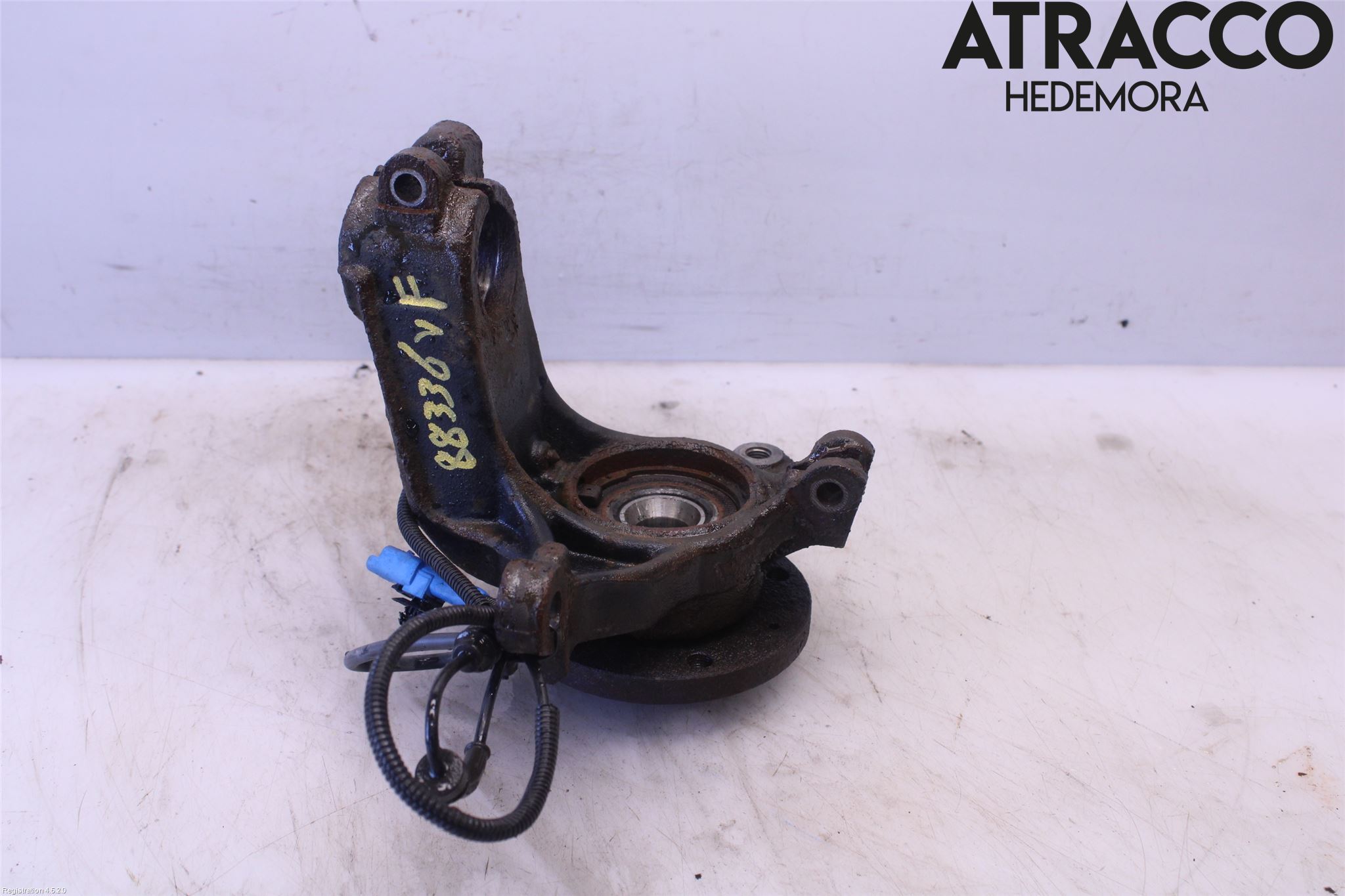 Peugeot 208 12-15 Spindel Vf