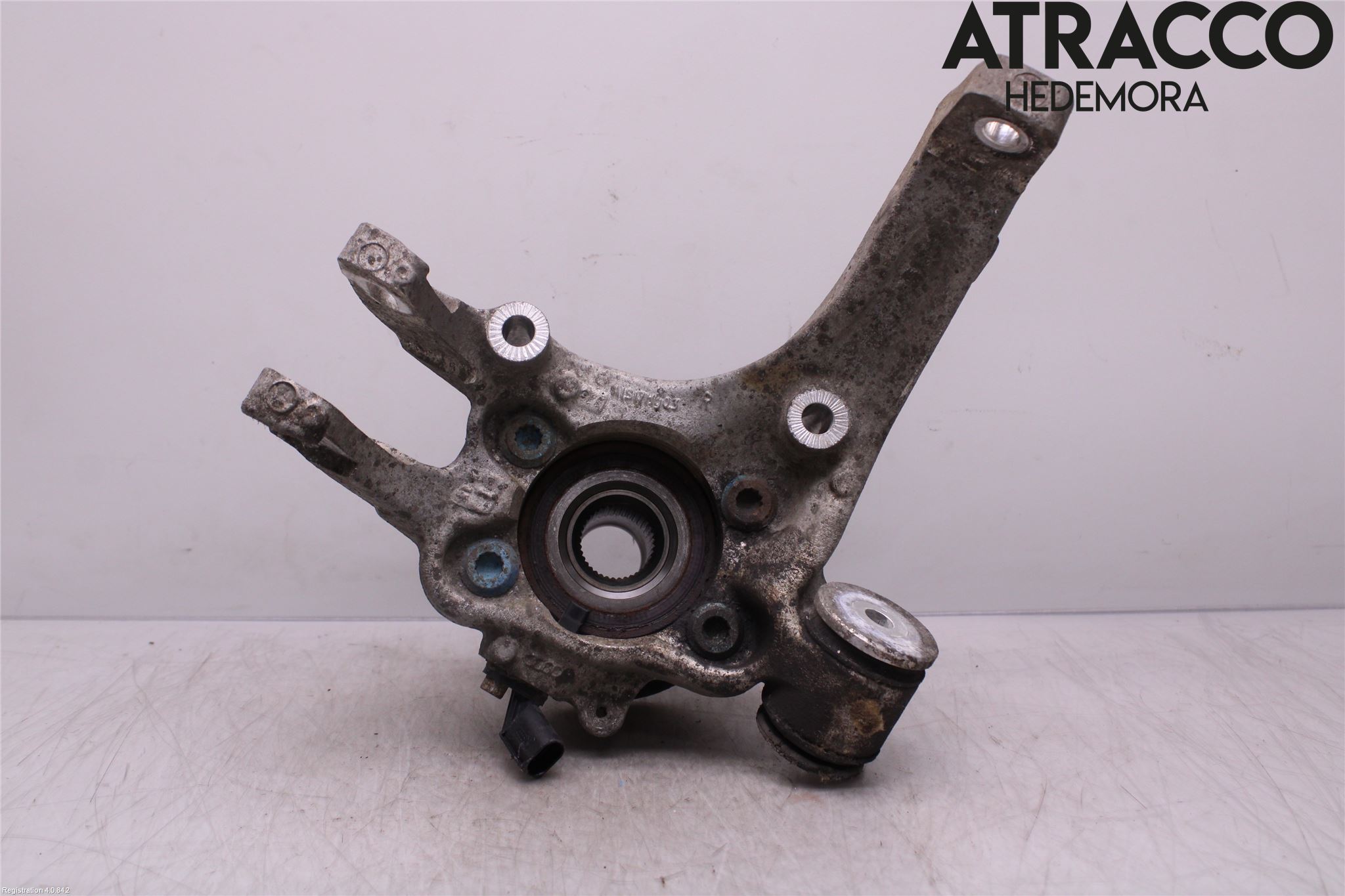 Audi A8/S8 4E  02-09 Spindel Hb