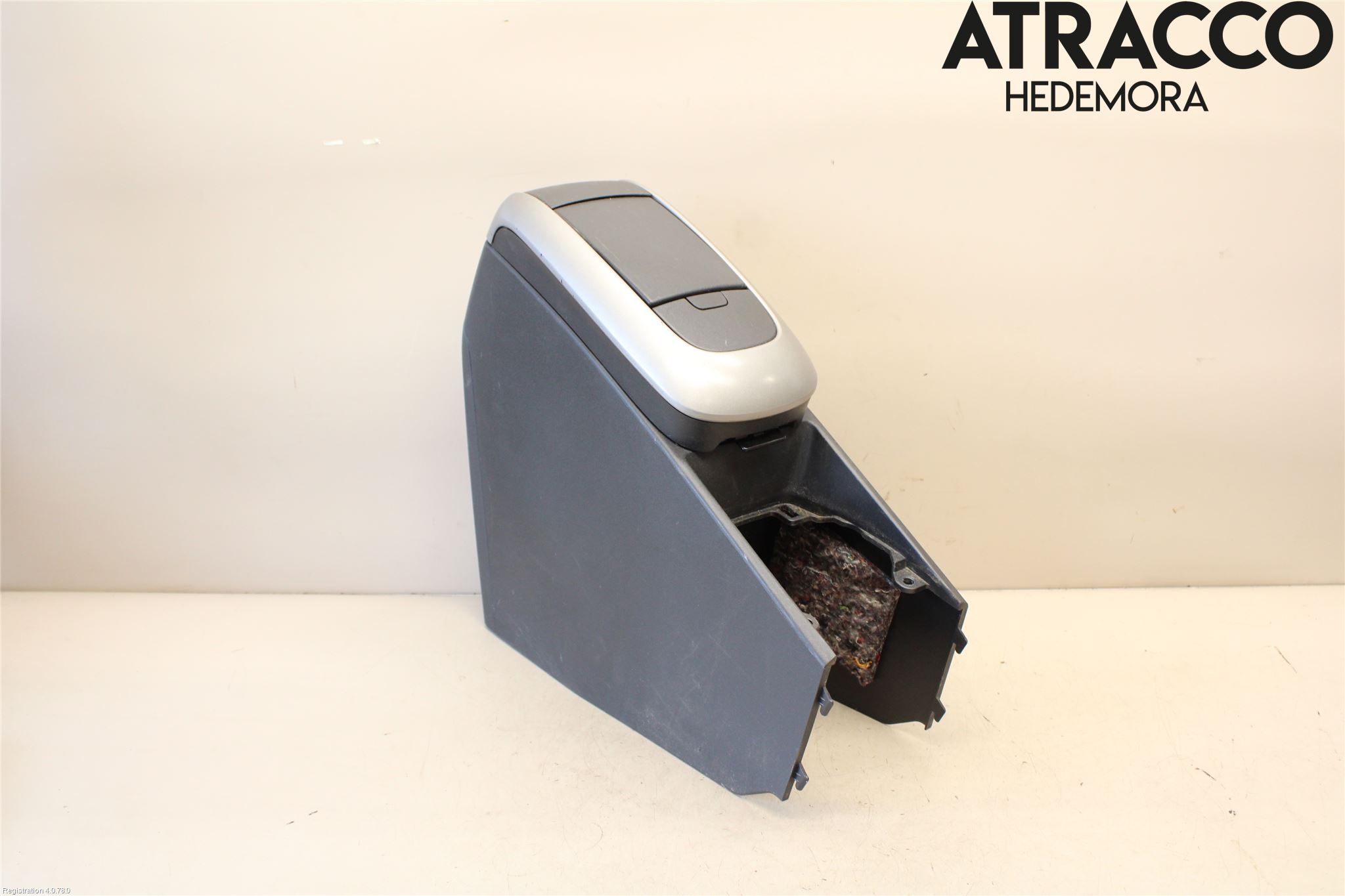 Toyota AURIS 07-09 Innr Armlene