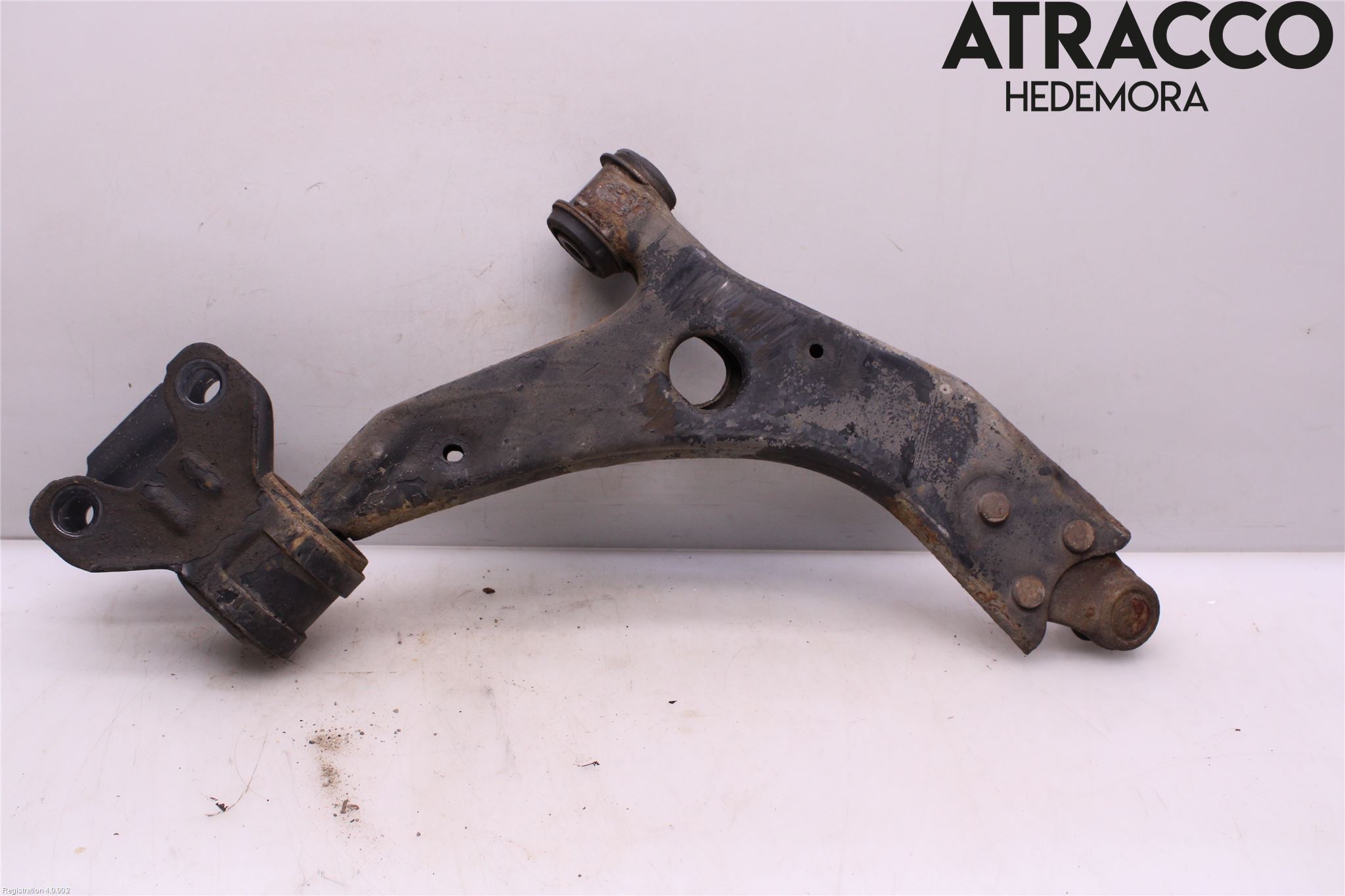 Ford FOCUS 11-14 Bærearm Foran Venstre Nedre