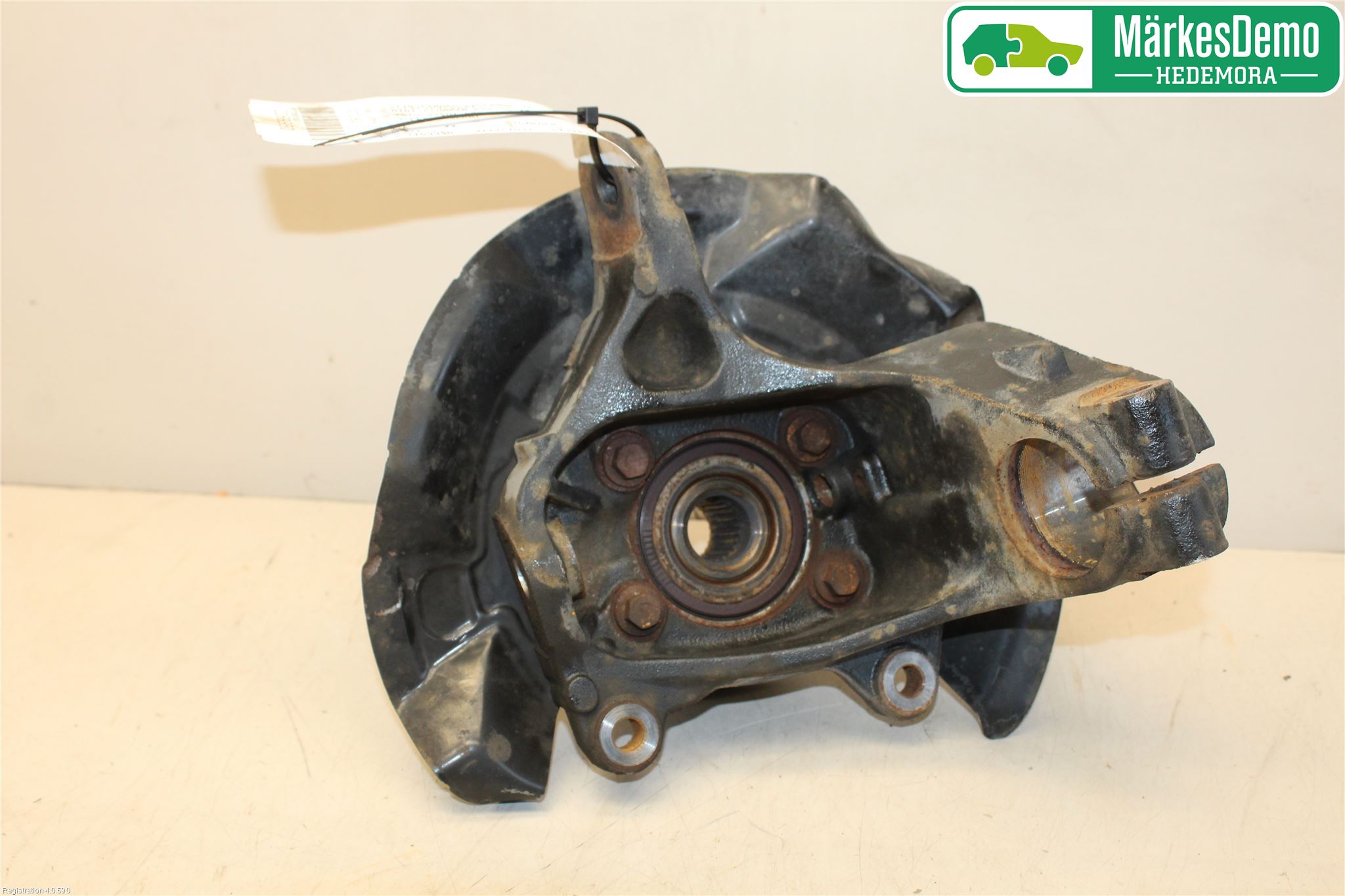 Mini CLUBMAN R55 06-14 Spindel Vf