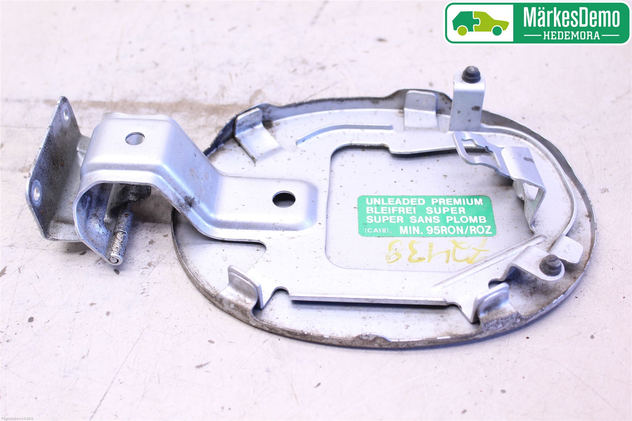 Mazda 3 I 07-08 Drivstoff Tankluke