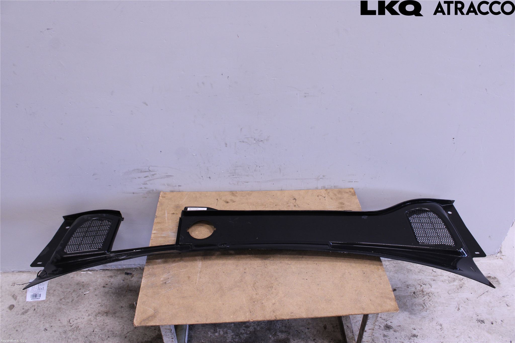 Volvo XC60 14-17 Visker Deksel-Grill-Under Frr