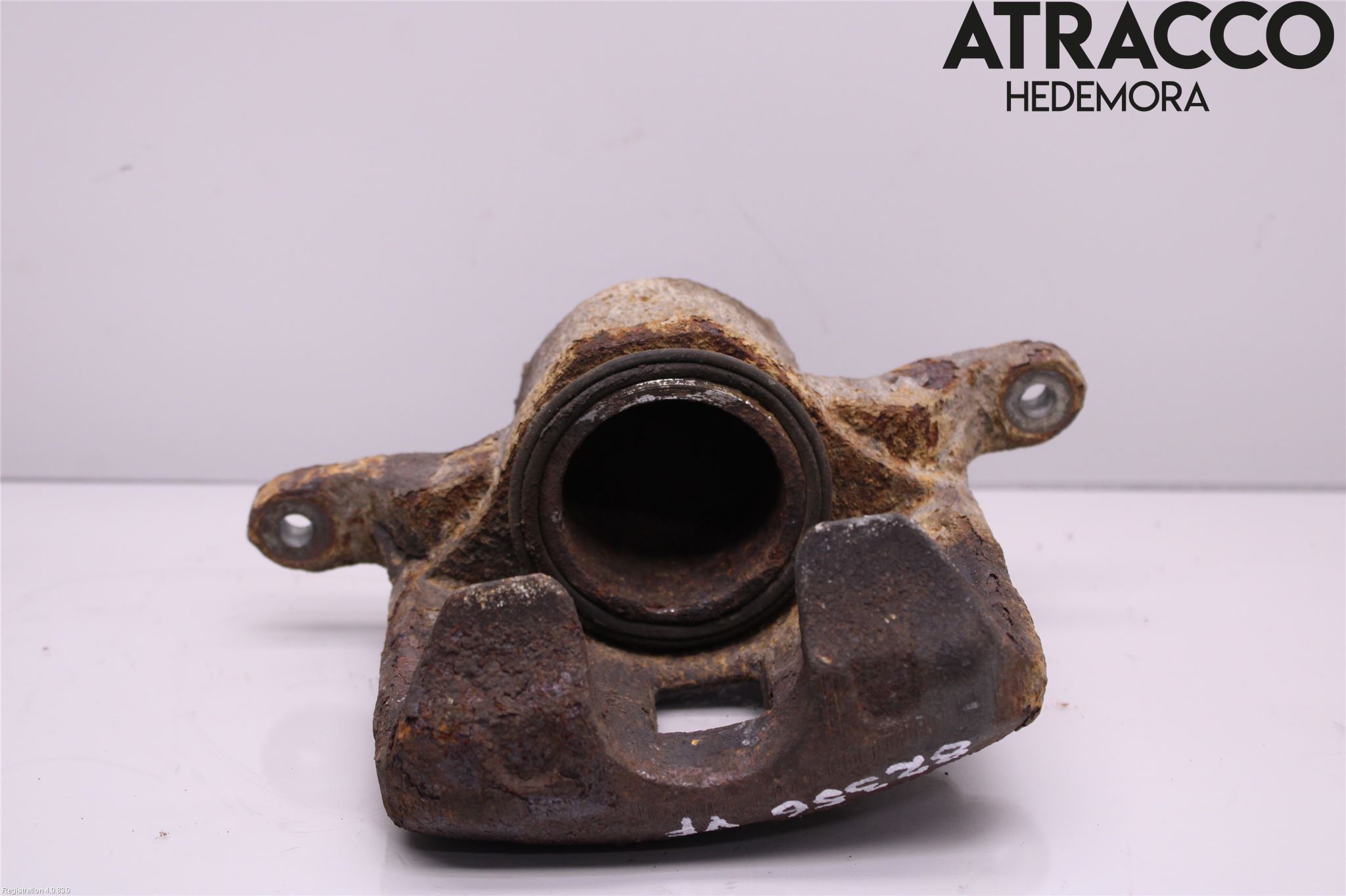 Mitsubishi L200 06-15 Bremsecaliper Foran Venstre