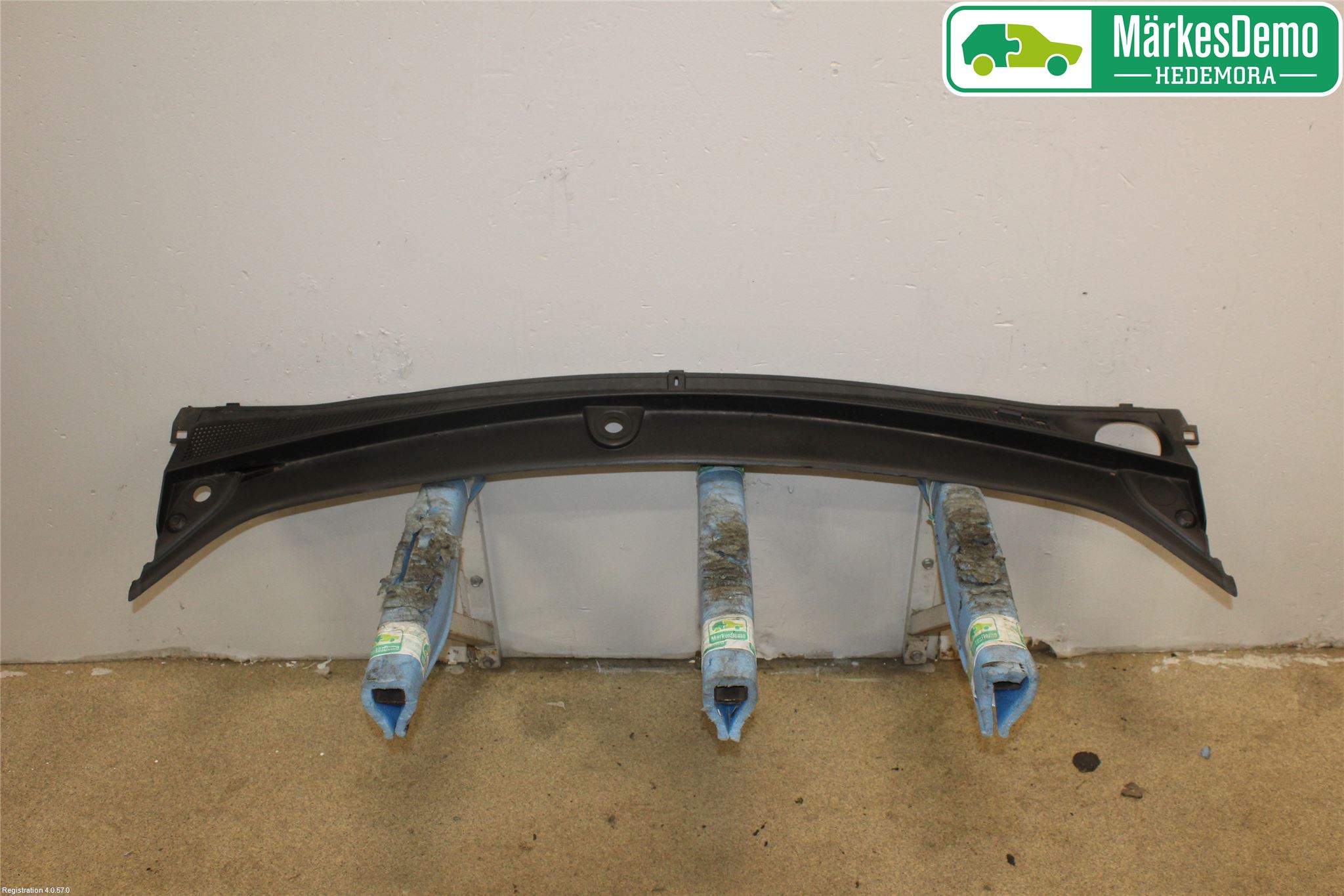 Dacia SANDERO/STEPWAY 13-20 Visker Deksel-Grill-Under Frr